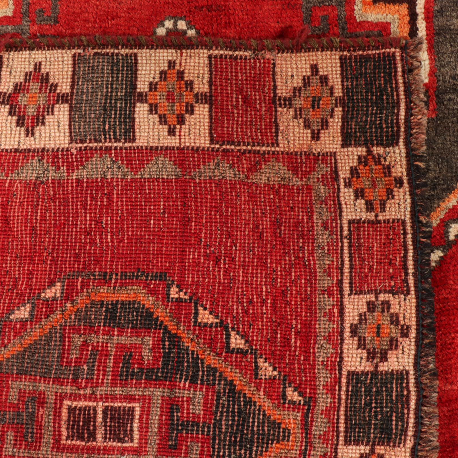 4'4 x 9'4 Hand-Knotted Persian Abadeh Long Rug