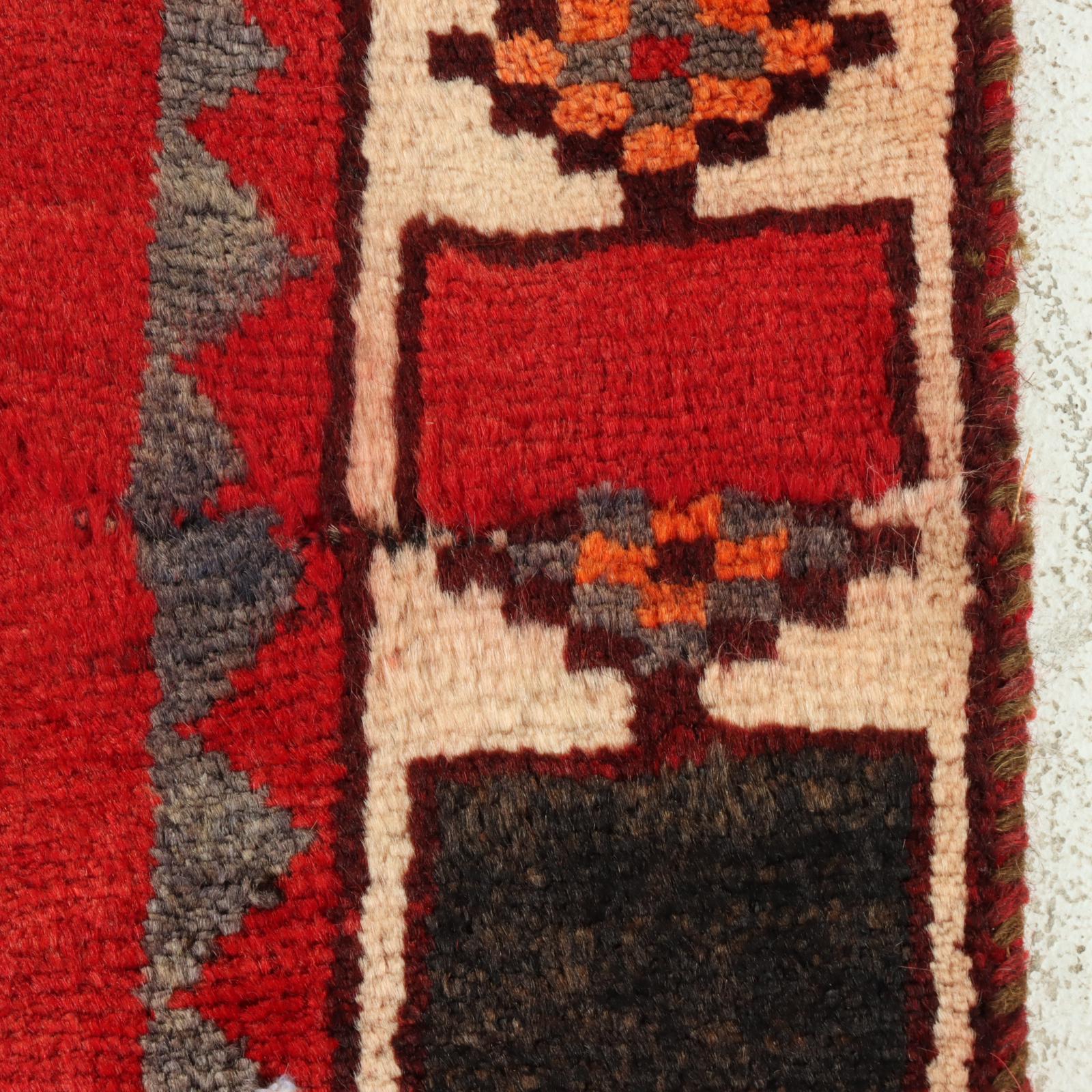 4'4 x 9'4 Hand-Knotted Persian Abadeh Long Rug