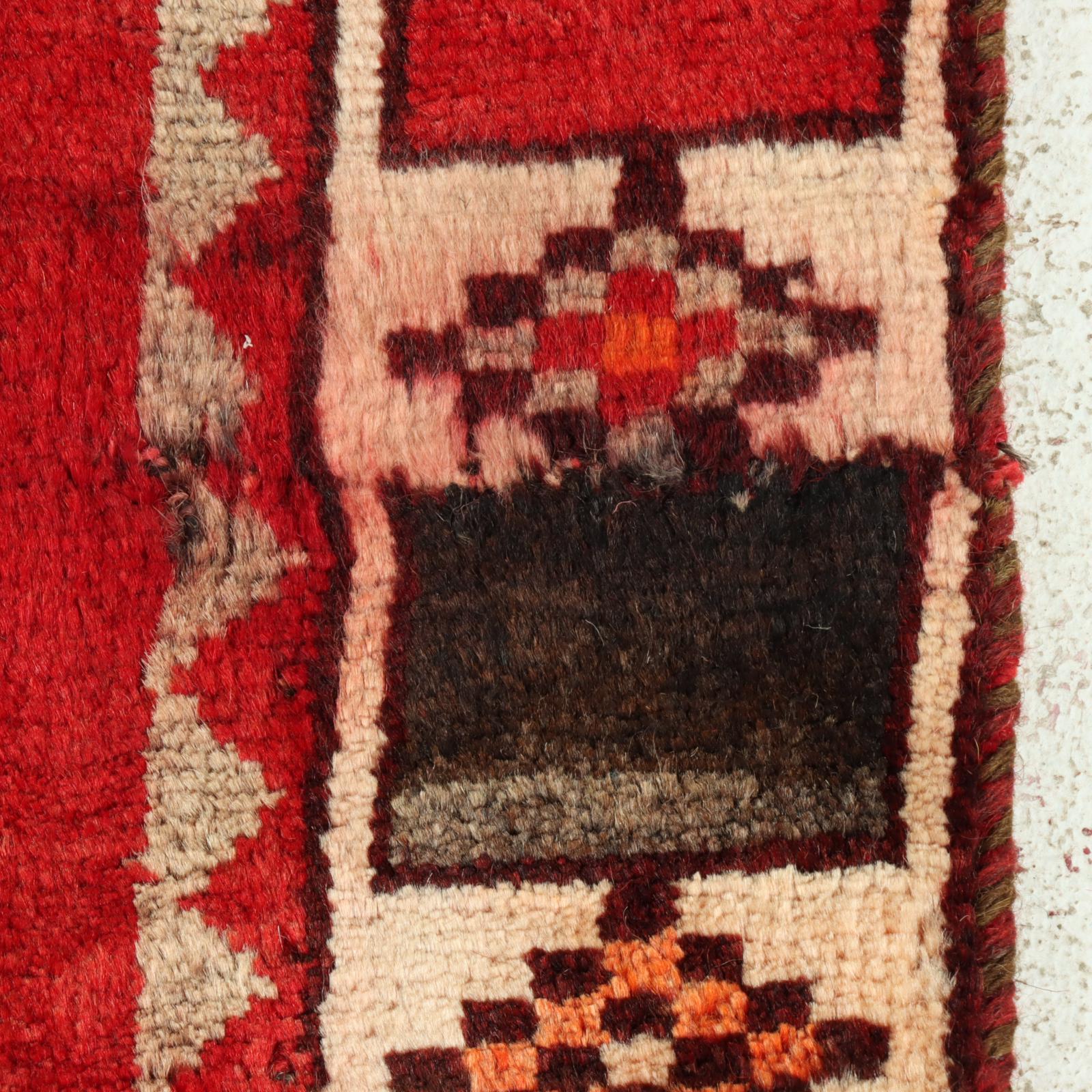 4'4 x 9'4 Hand-Knotted Persian Abadeh Long Rug