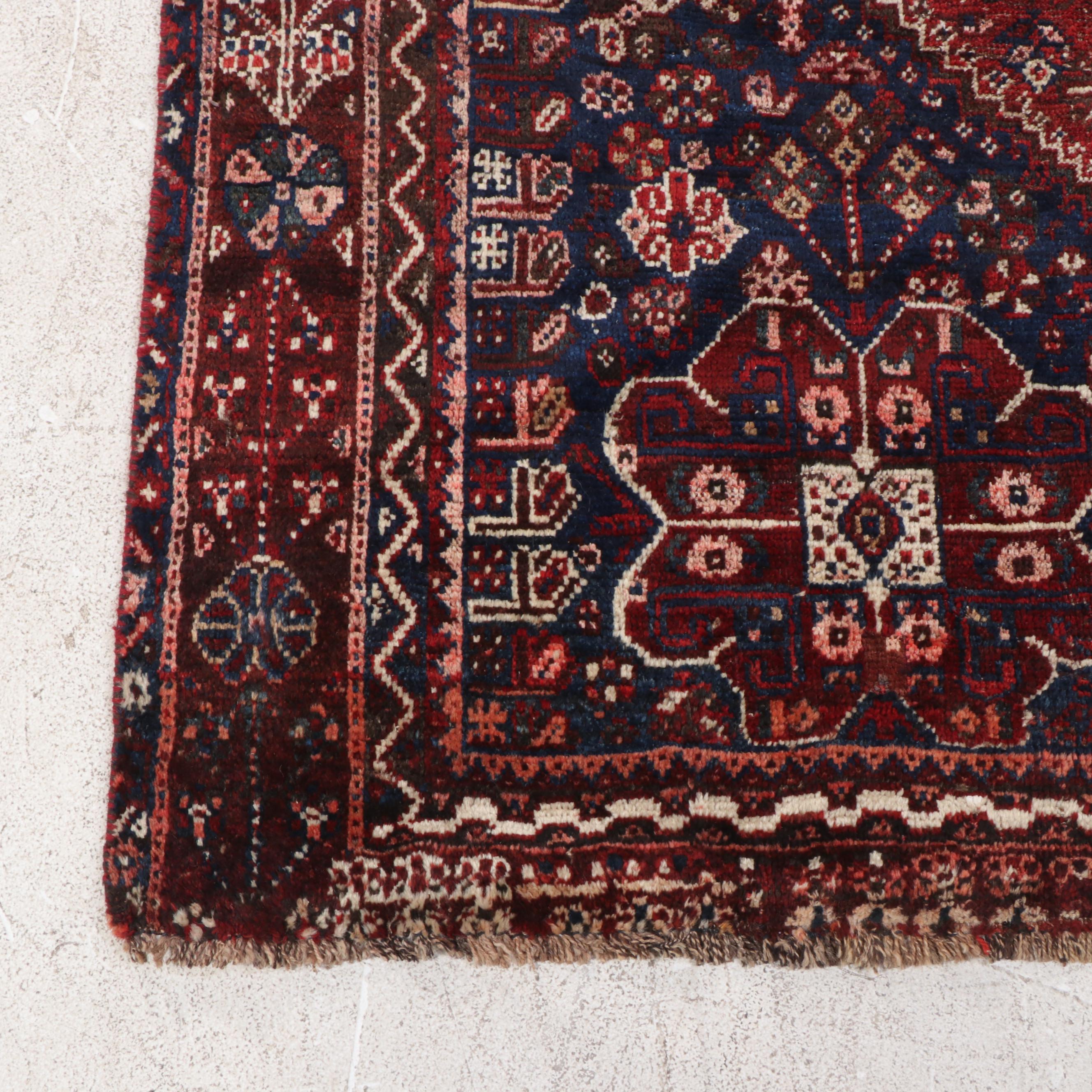 6'9 x 9'3 Hand-Knotted Persian Abadeh Area Rug