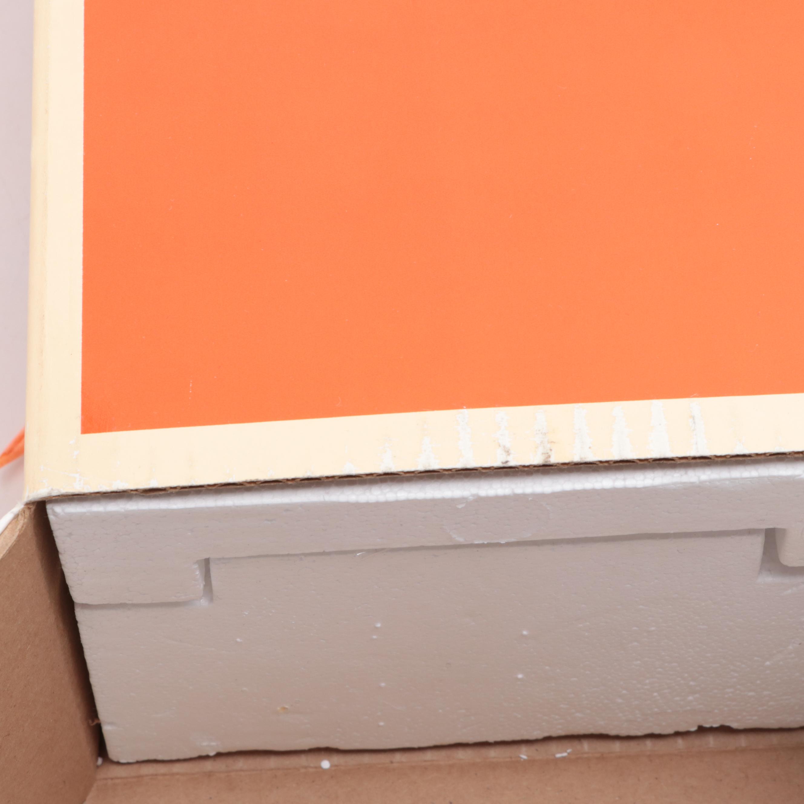 Lionel Pennsylvania Railroad Electric Locomotive and Caboose