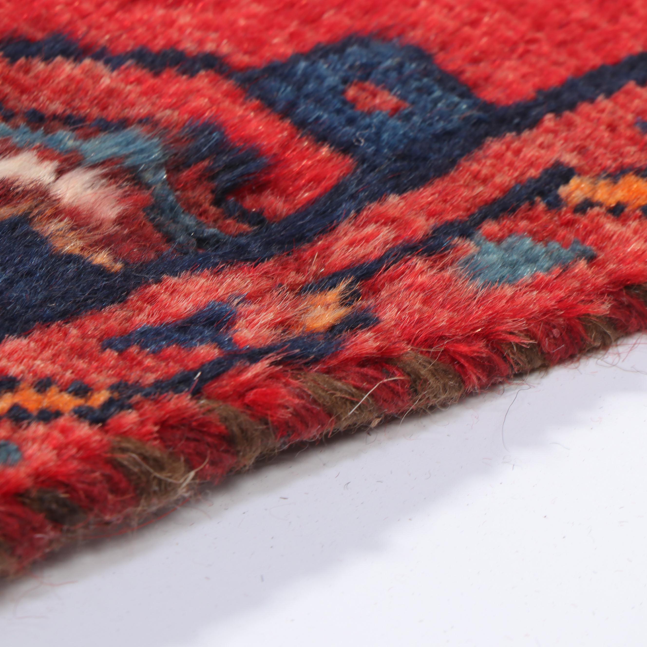 2'5 x 3'10 Hand-Knotted Persian Kharaghan Accent Rug