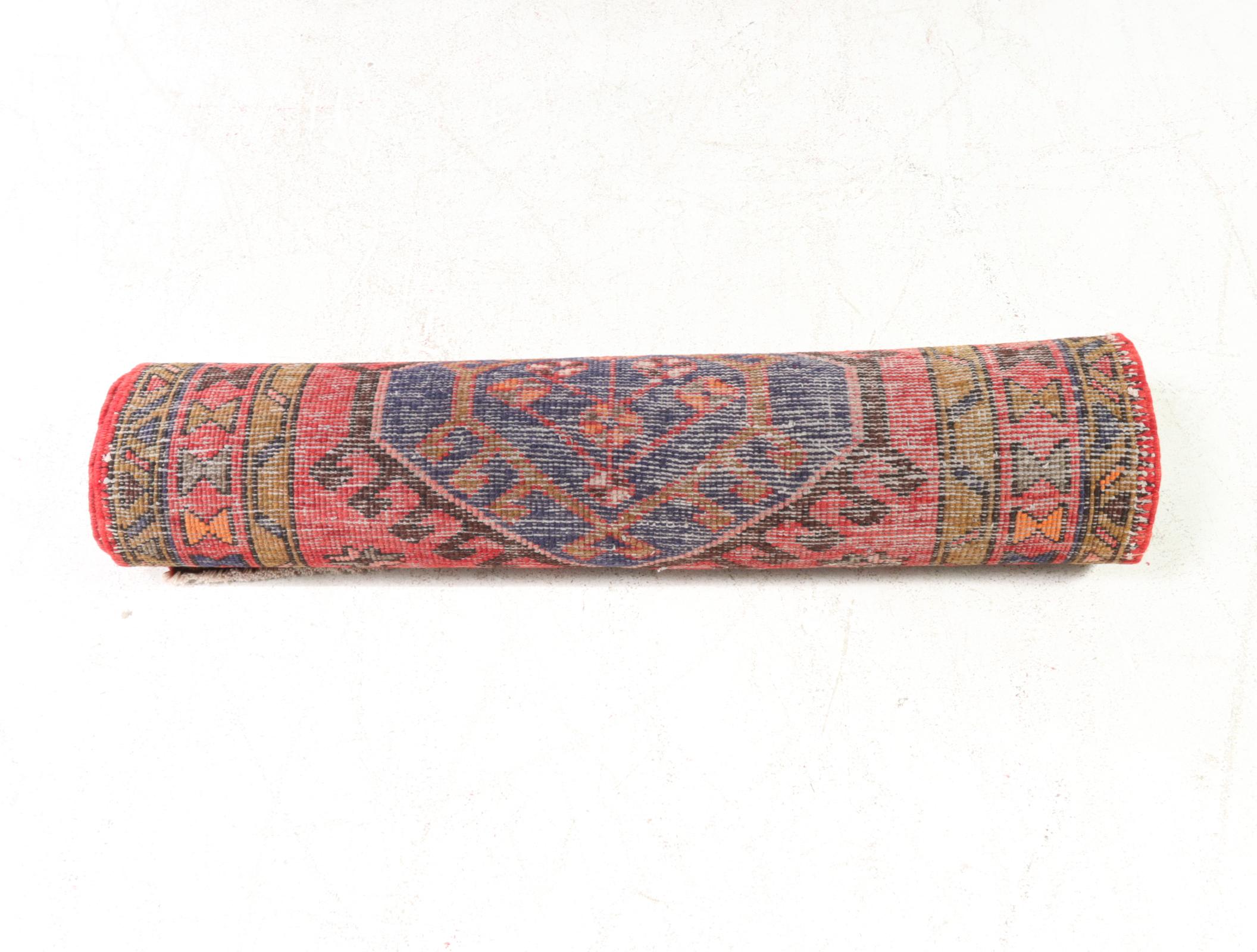 3'3 x 9'5 Hand-Knotted Persian Sarab Long Rug