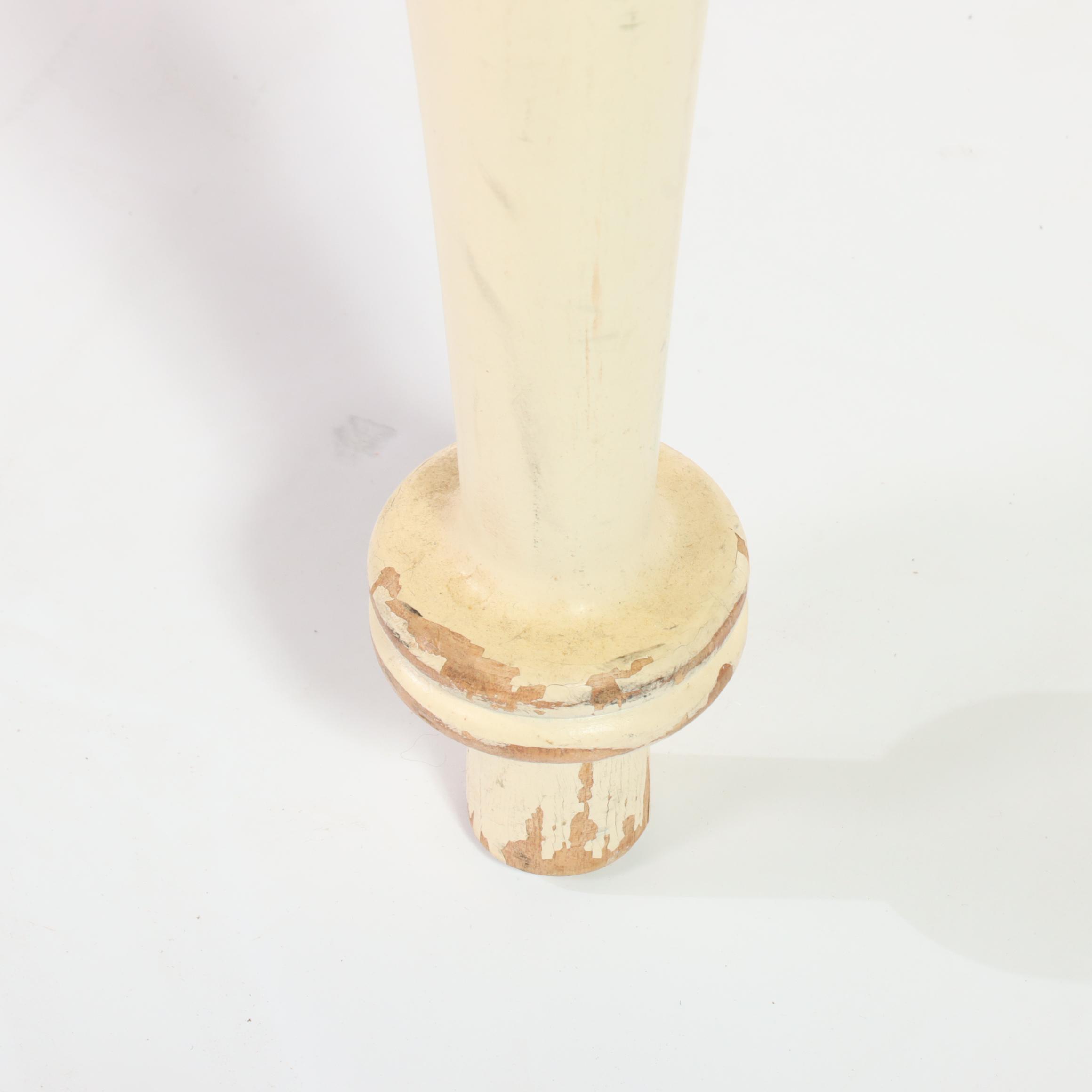 Riverside Furniture Corp. Cream-Painted Settee