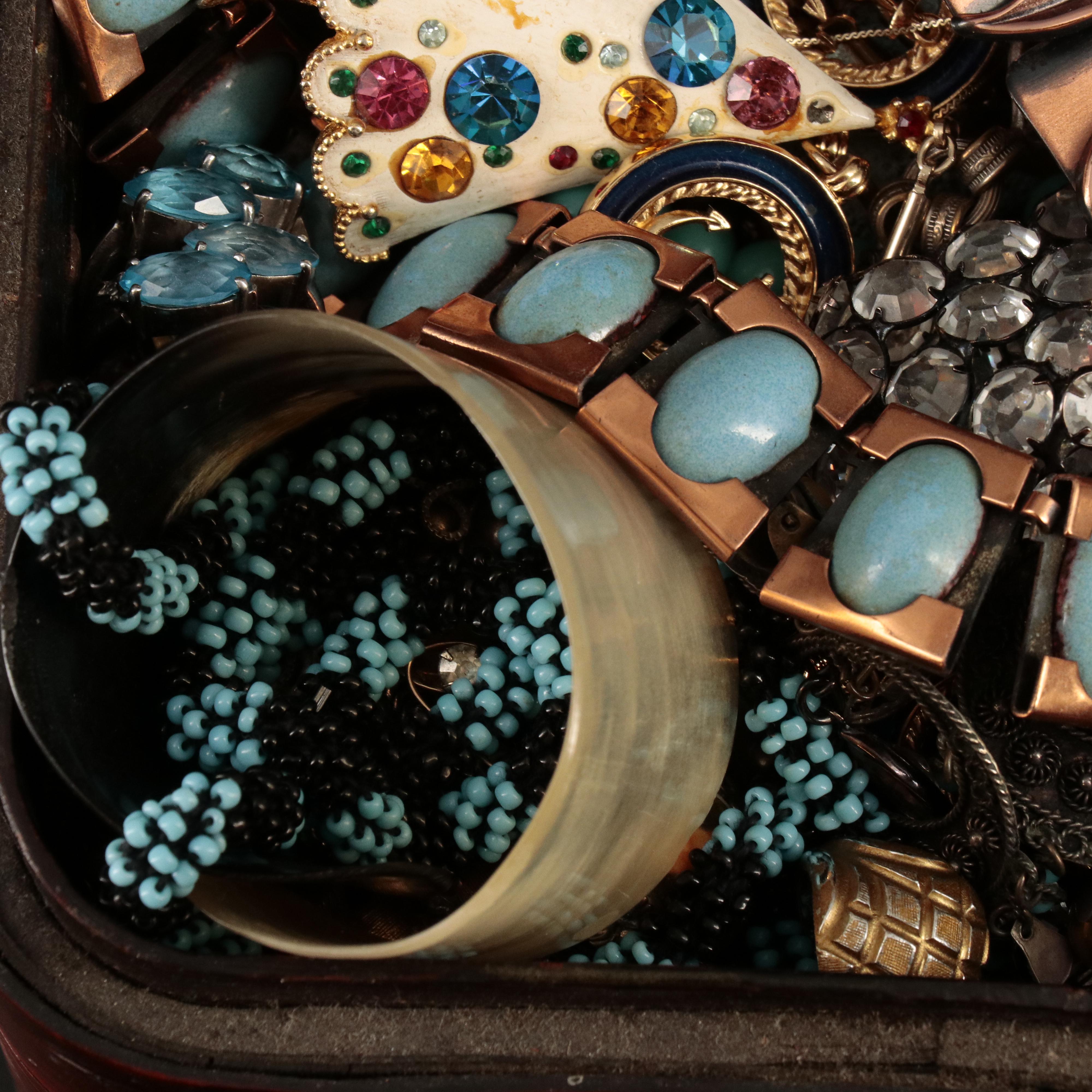 Uncommon Discoveries: Jewelry Collection