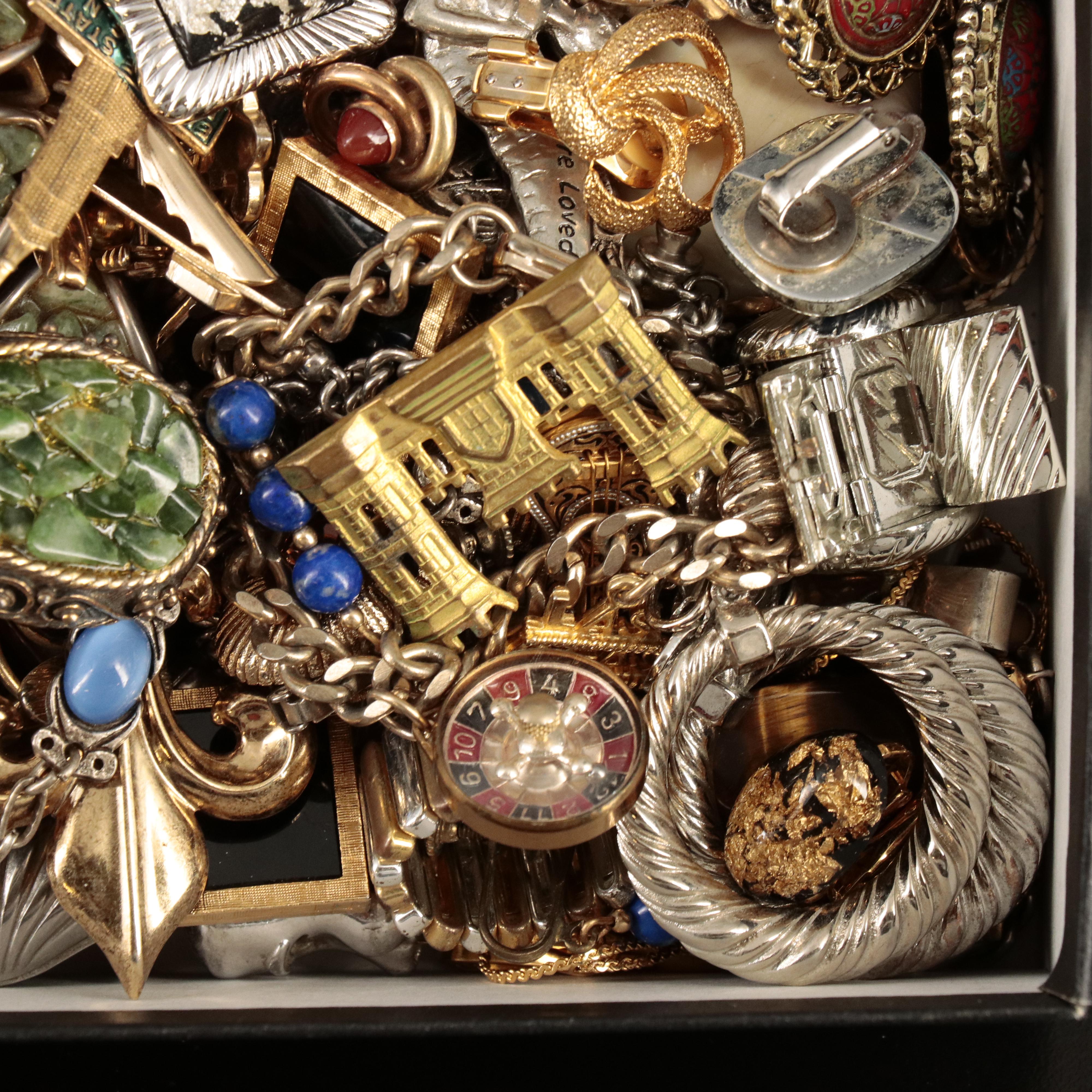 Uncommon Discoveries: Jewelry Collection