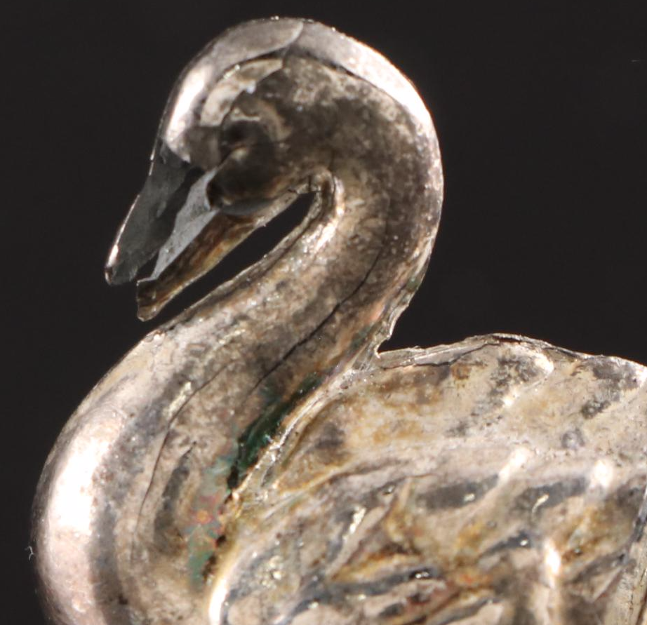 Metal Swan Place Card Holders