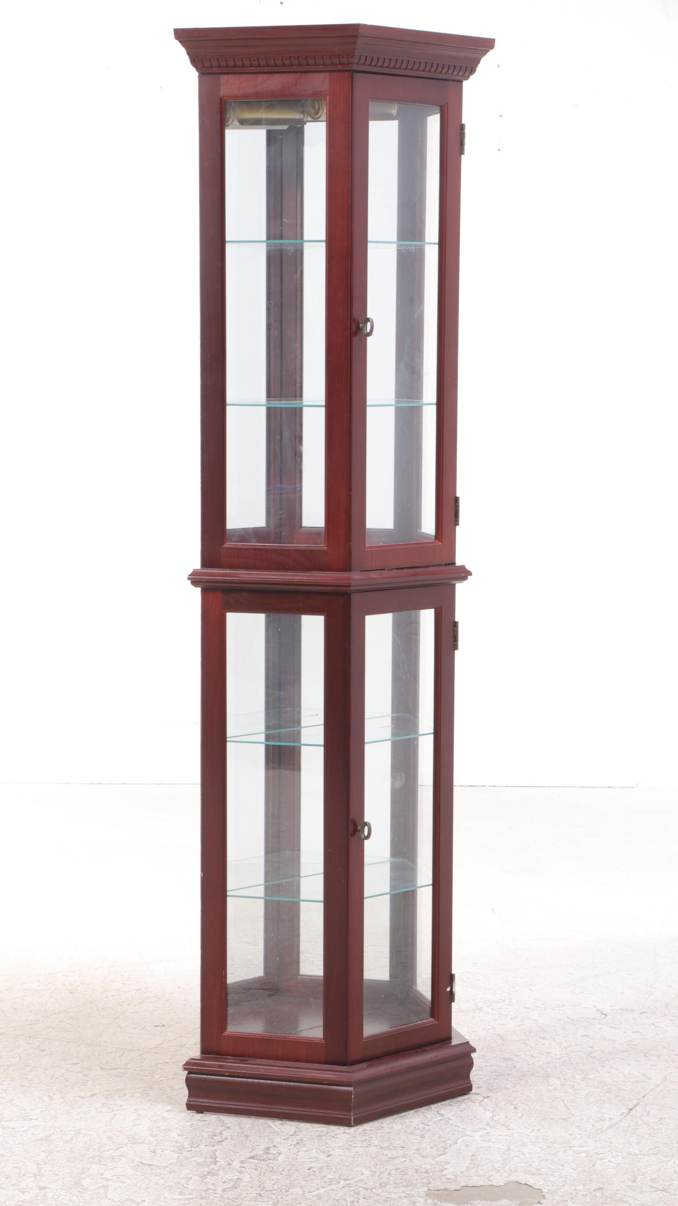 Pulaski Federal Style Display Cabinet in Mahogany Finish, Late 20th Century