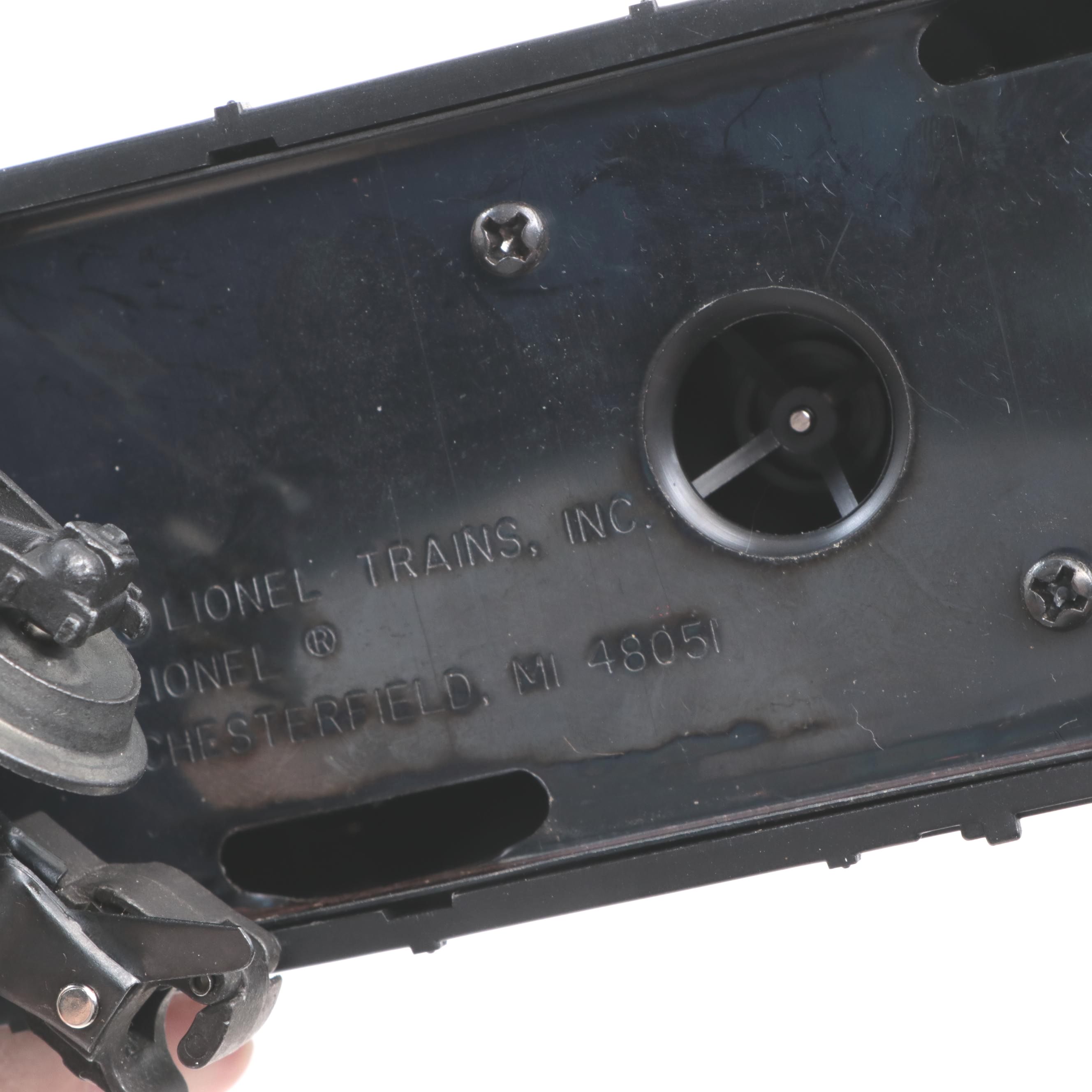 Lionel Trains Santa Fe Locomotive and Tender Car with Atlas Santa Fe Caboose