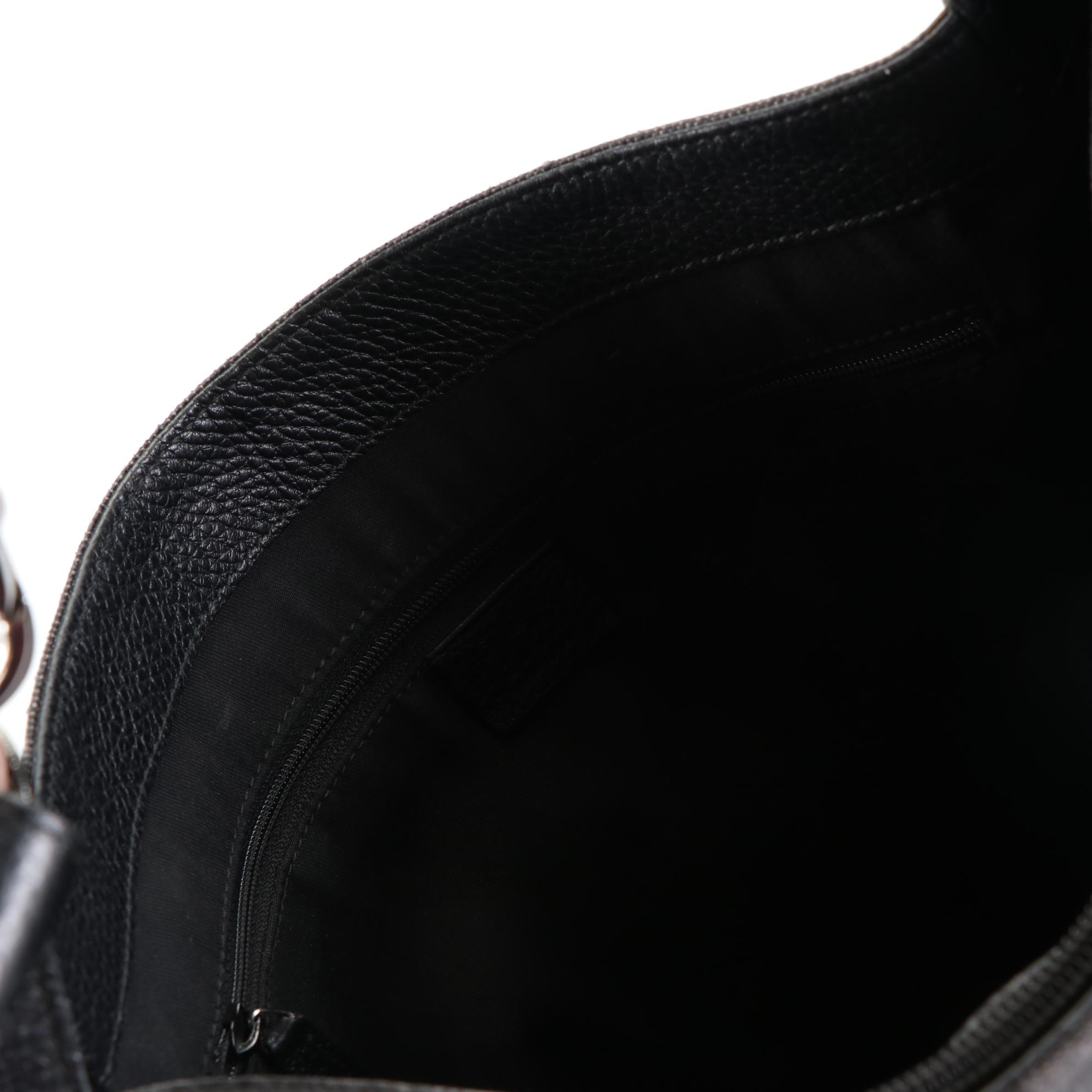 Gucci Shoulder Bag in GG Denim and Leather