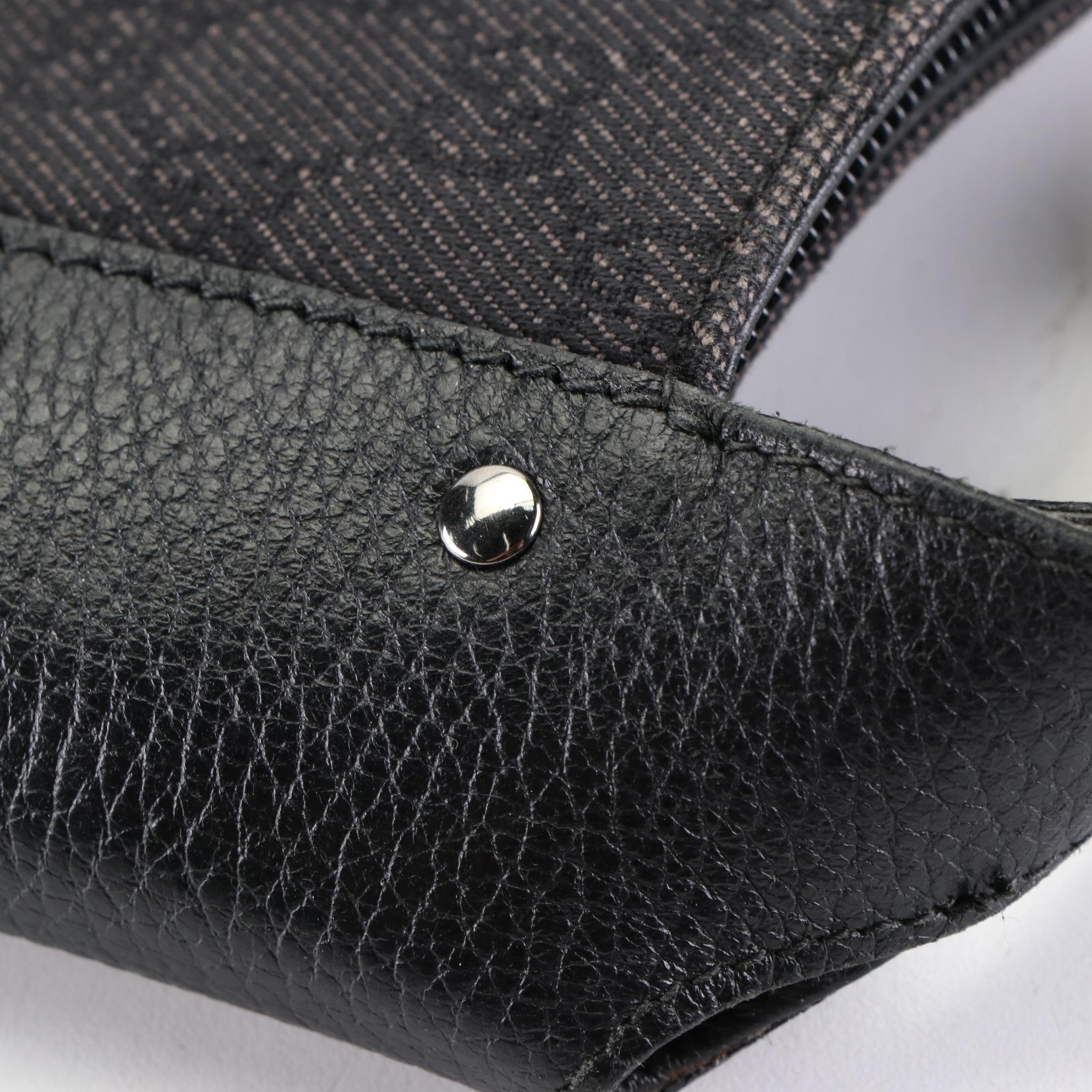 Gucci Shoulder Bag in GG Denim and Leather