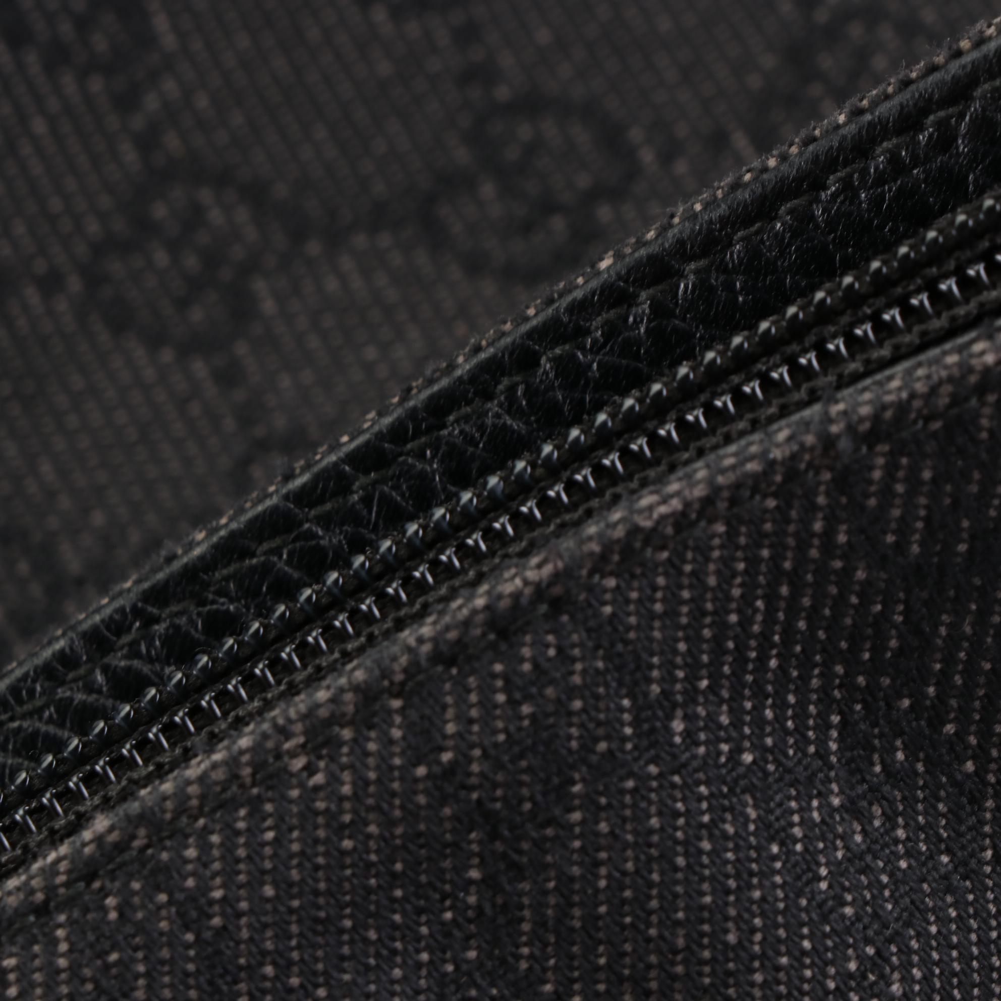 Gucci Shoulder Bag in GG Denim and Leather