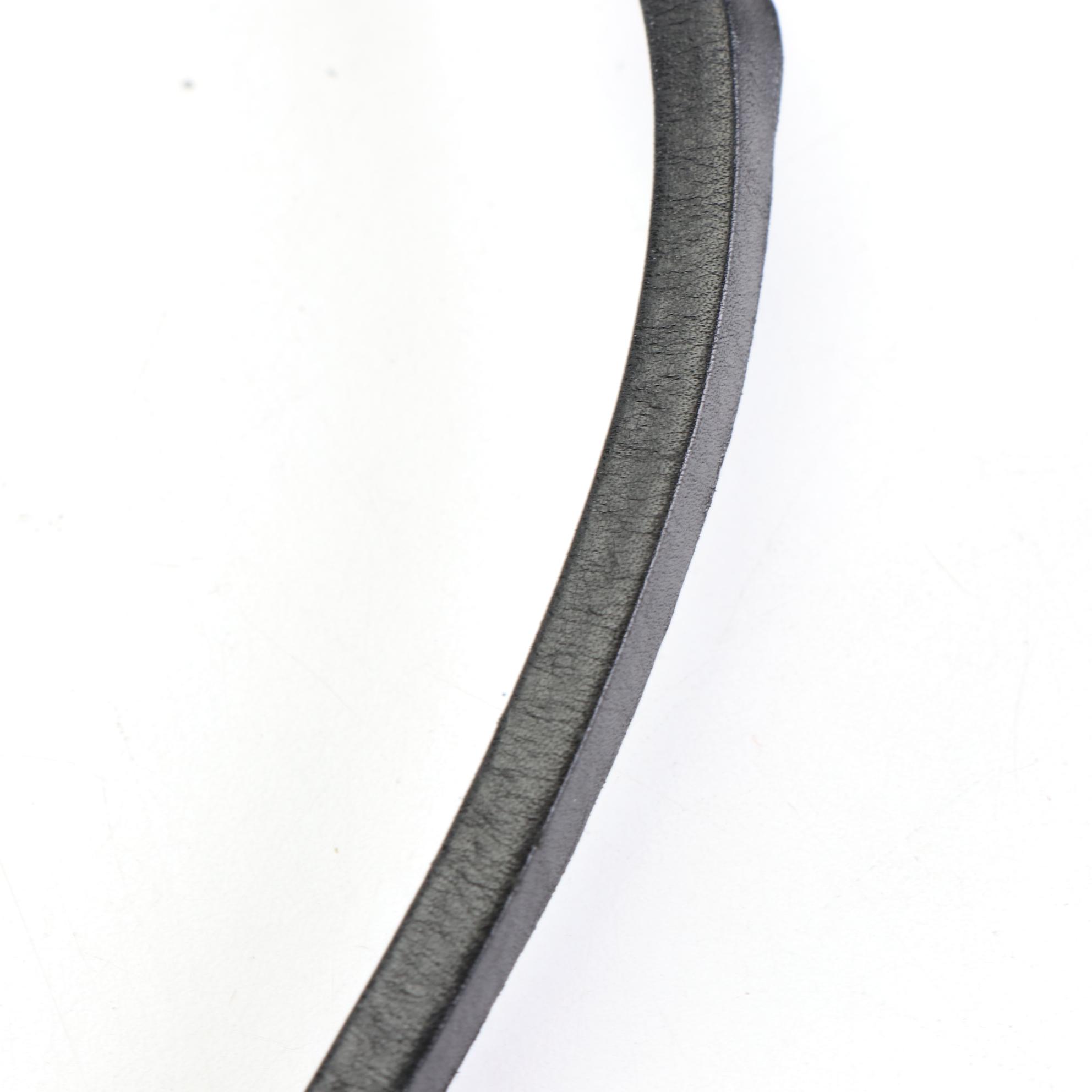 Gucci Hobo Shoulder Bag in Black Leather