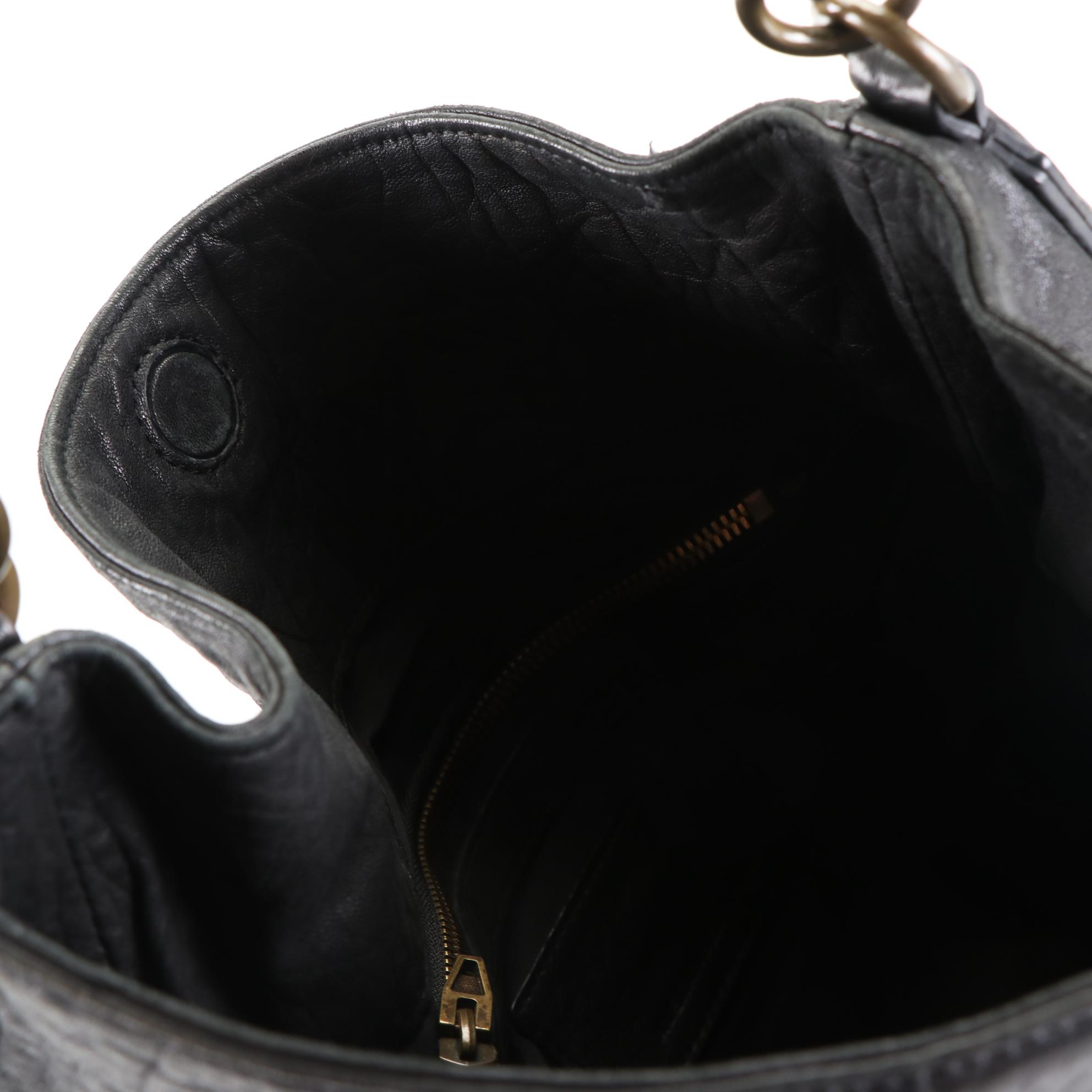 Alexander Wang Shoulder Bag in Leather with Studded Bottom