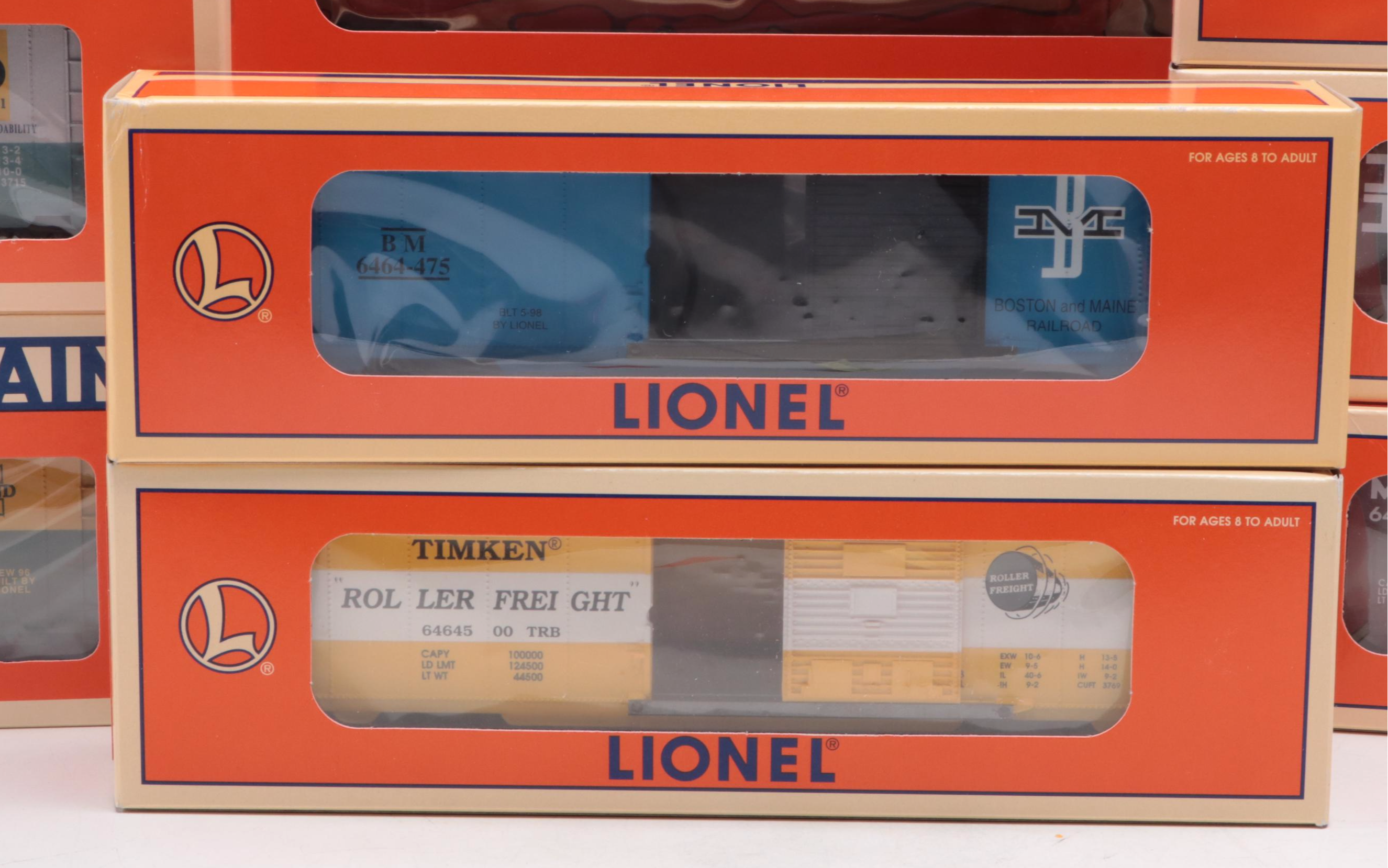 Lionel Norfolk & Western "J" Locomotive and Tender with Cars