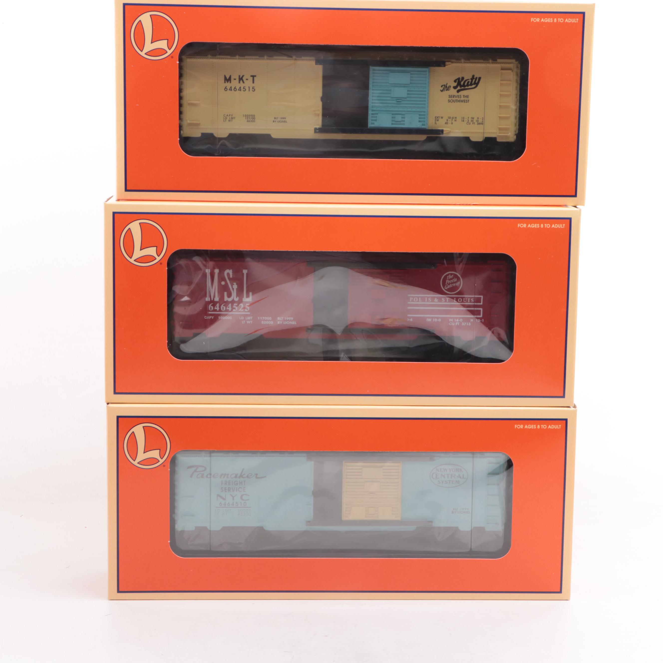 Lionel Norfolk & Western "J" Locomotive and Tender with Cars