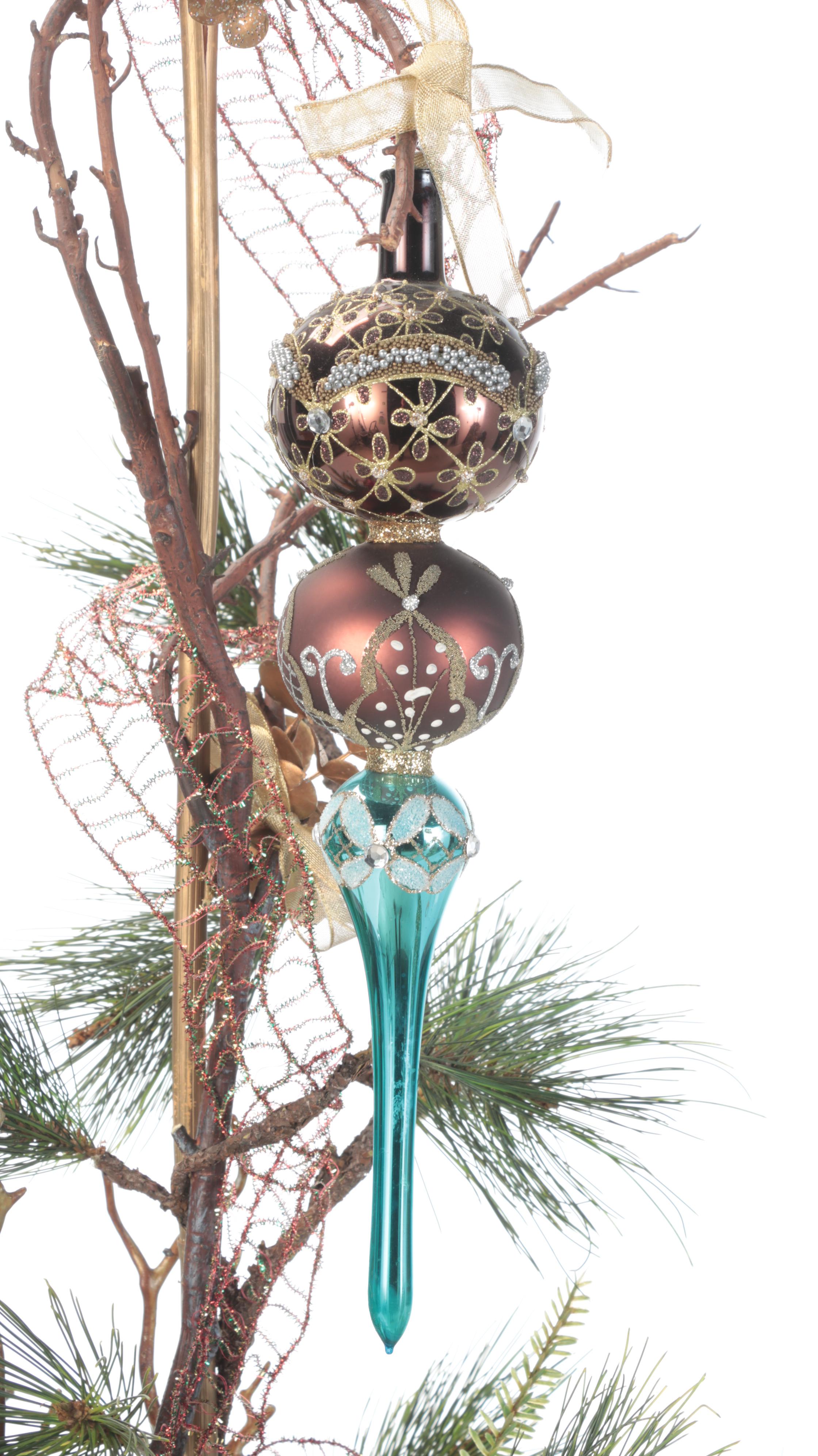 Faux Evergreen and Grapevine Christmas Wreath, Topiary, and Planter