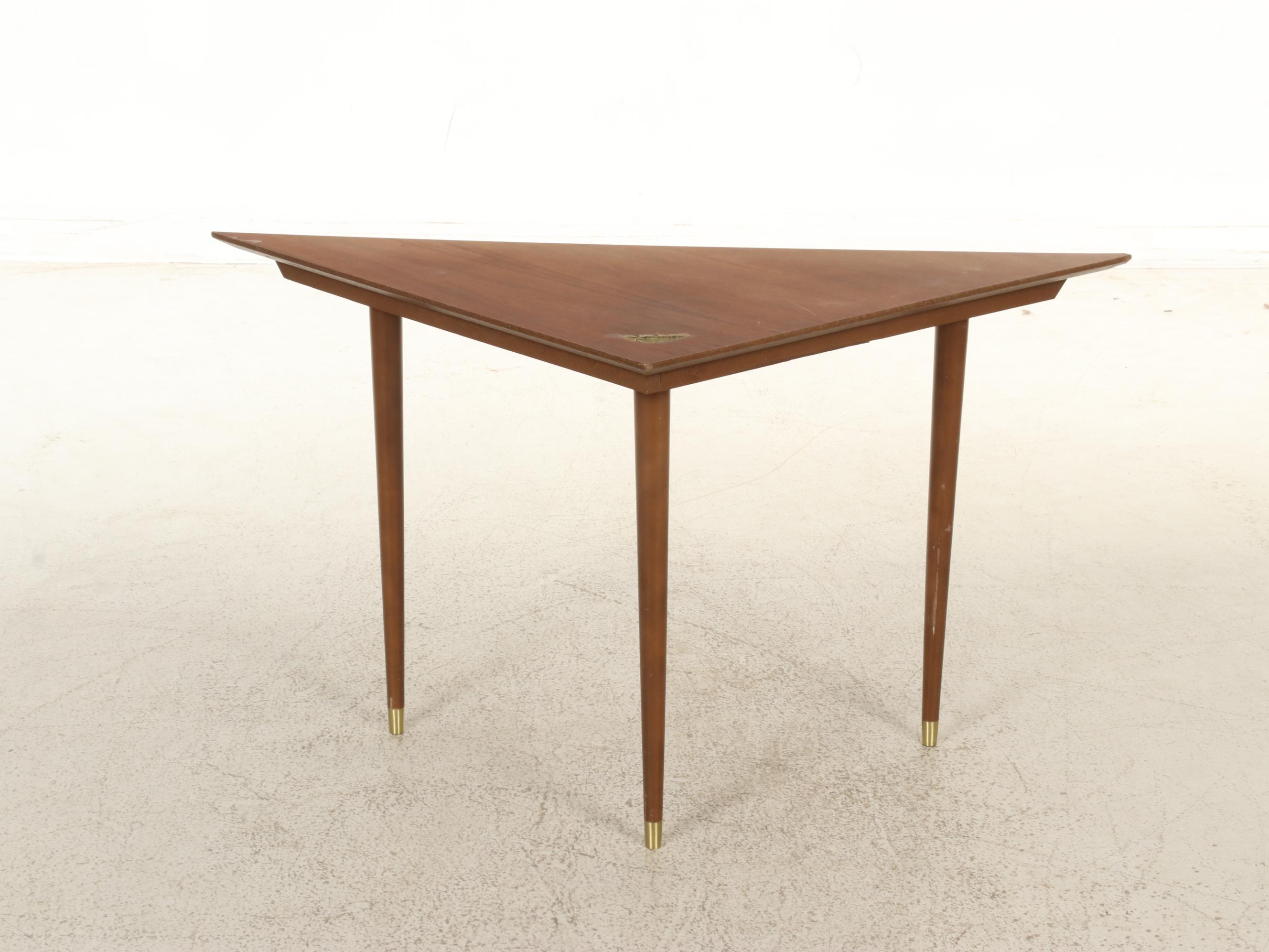 Modern Triangular Wooden Table with Woven Back Side Chair