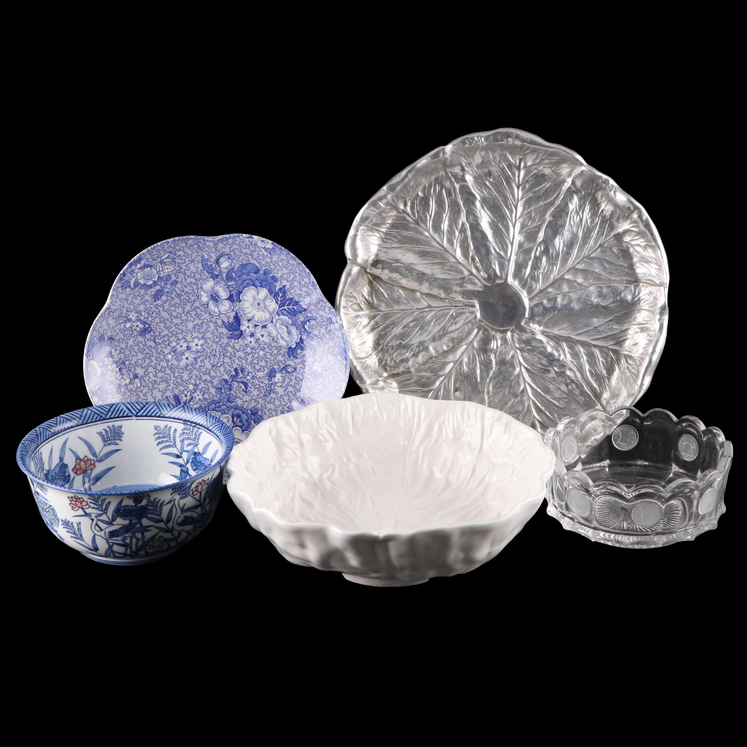 Spode The Blue Room Collection "Primula" Bowl with Other Tableware