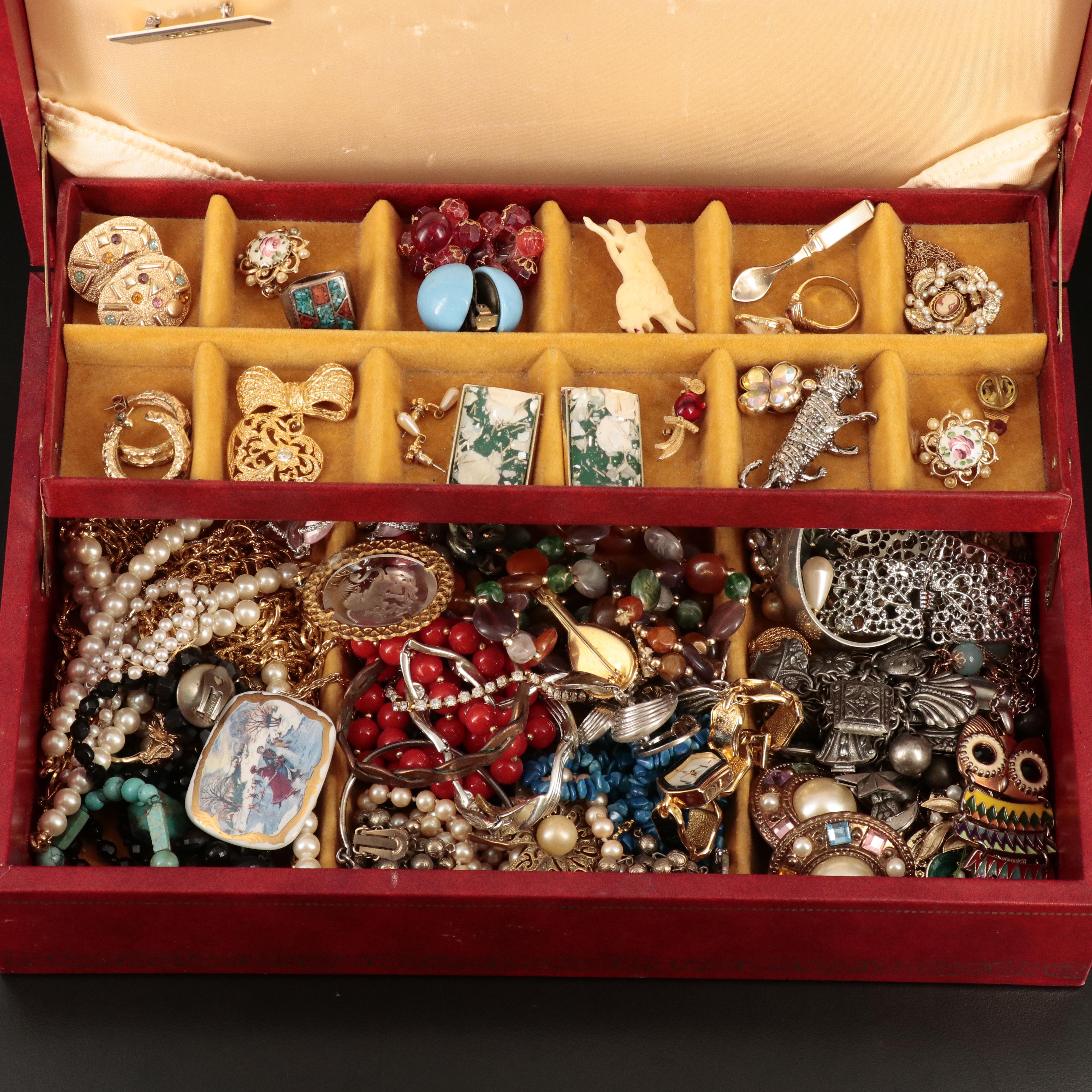 Uncommon Discoveries: Jewelry Collection