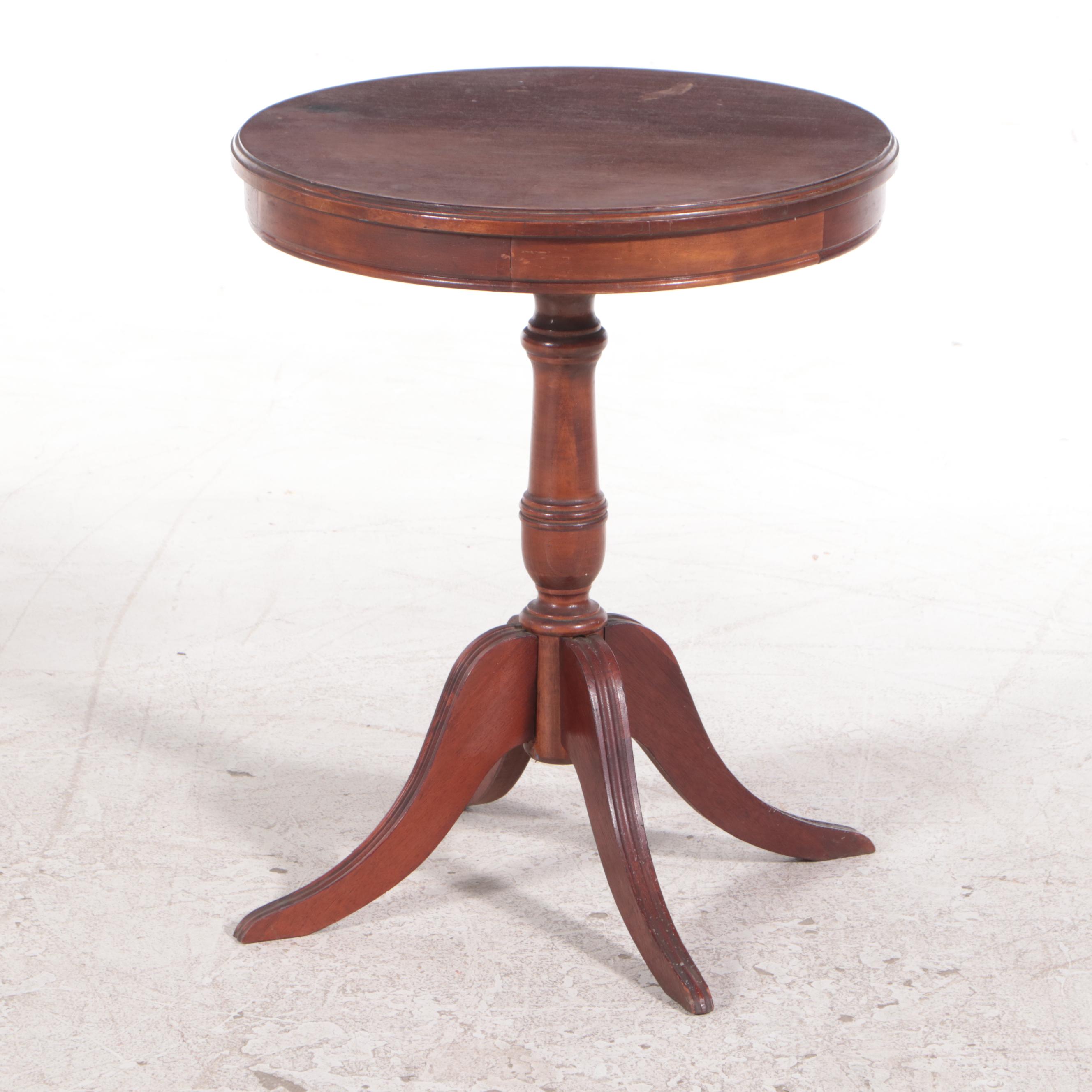 American Classical Style Mahogany Coffee Table and Side Table, 20th Century