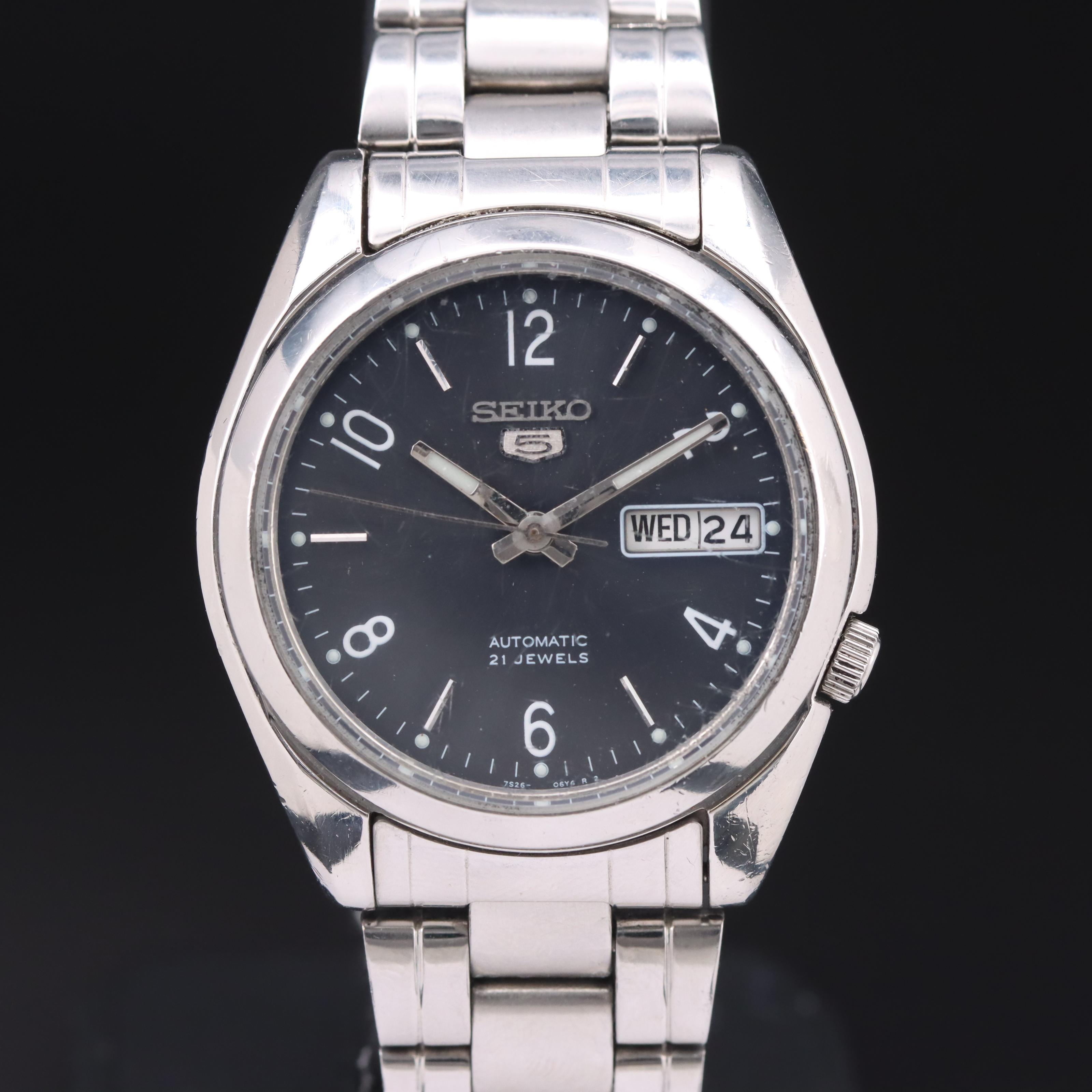 Seiko 5 DAy-Date Automatic Watch