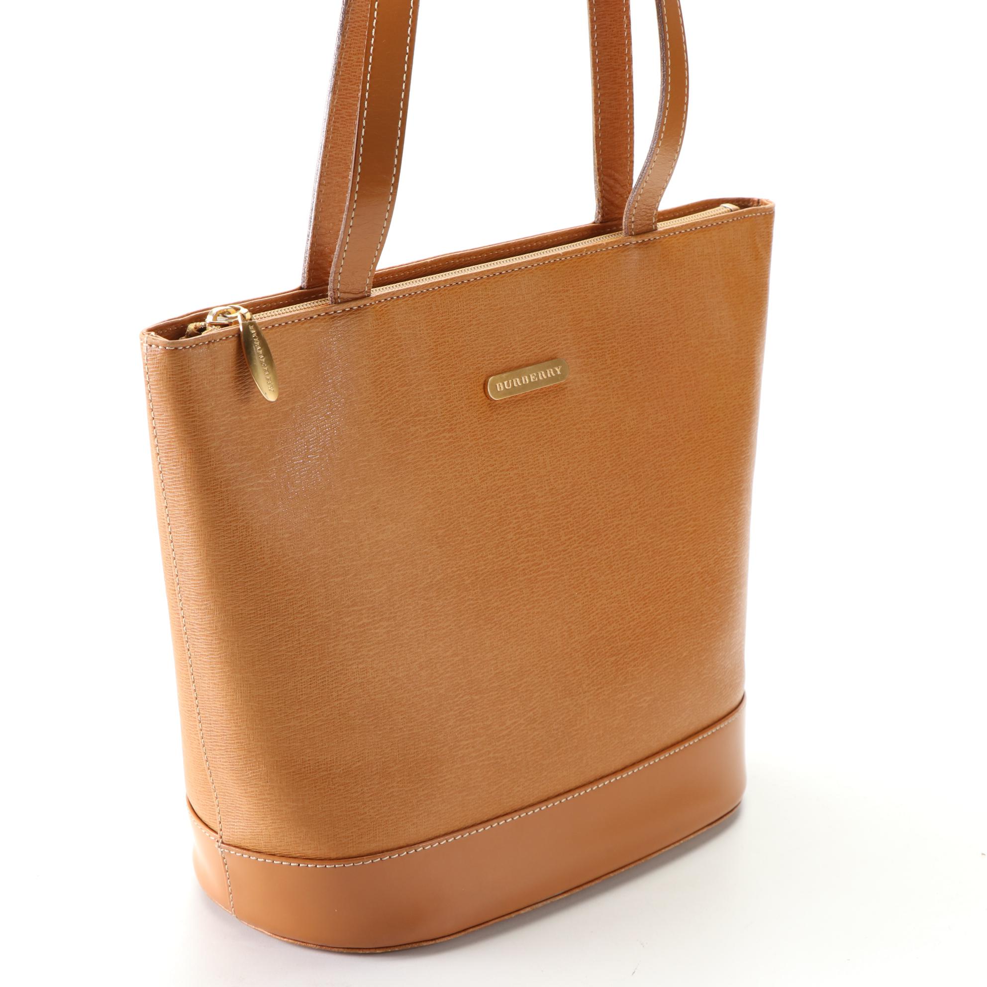 Burberry Bucket Tote Bag in Leather