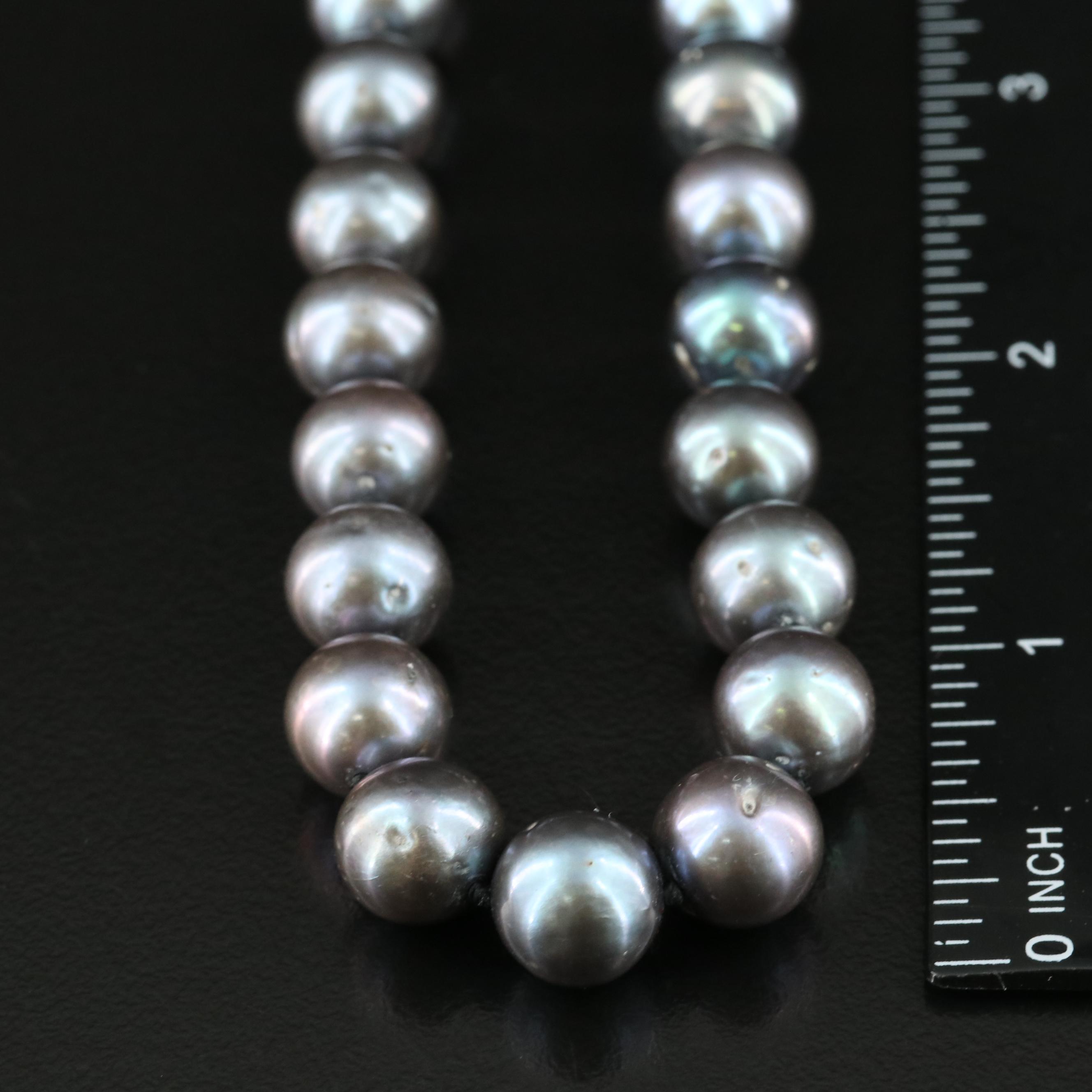 Graduated Pearl Necklace with 14K Clasp