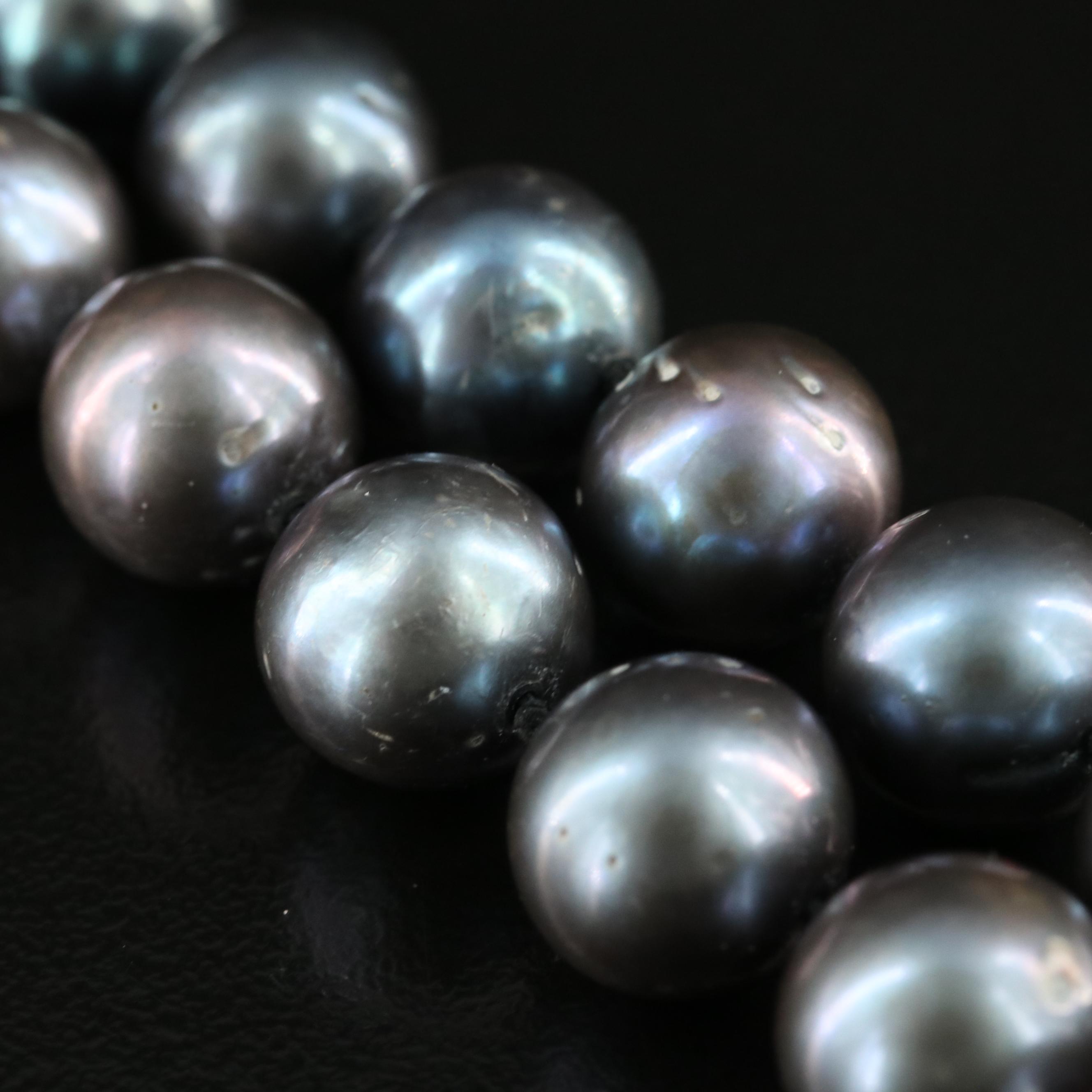 Graduated Pearl Necklace with 14K Clasp