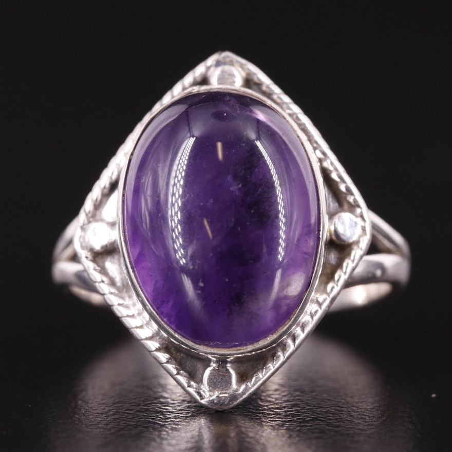 Sterling Oval Amethyst Ring