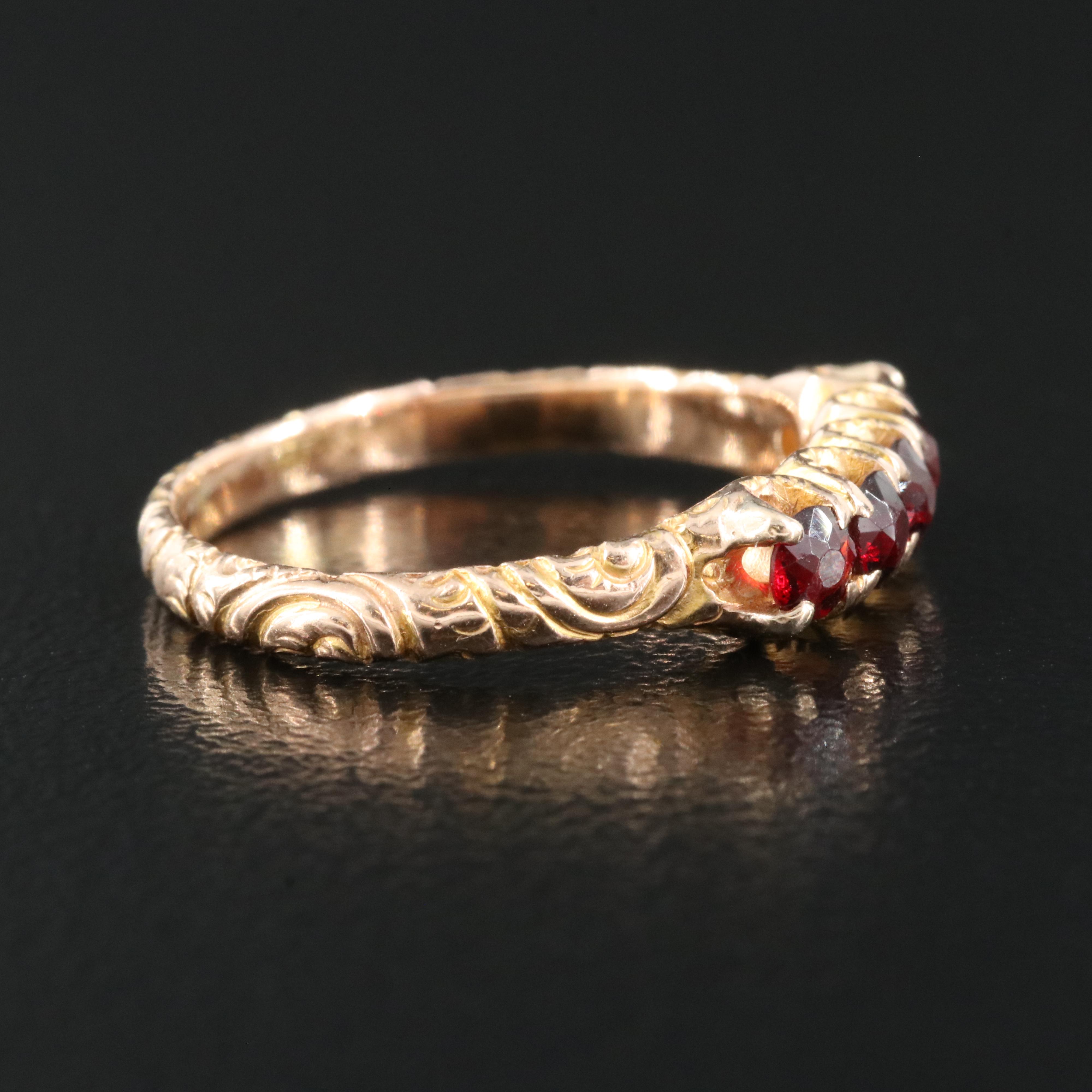 Vintage 14K Garnet Ring