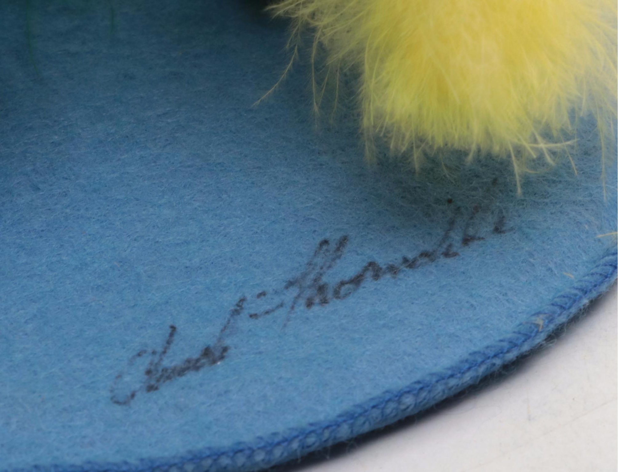 Annalee Dolls "Fabulous Floozy Frogs" Figure, 1998