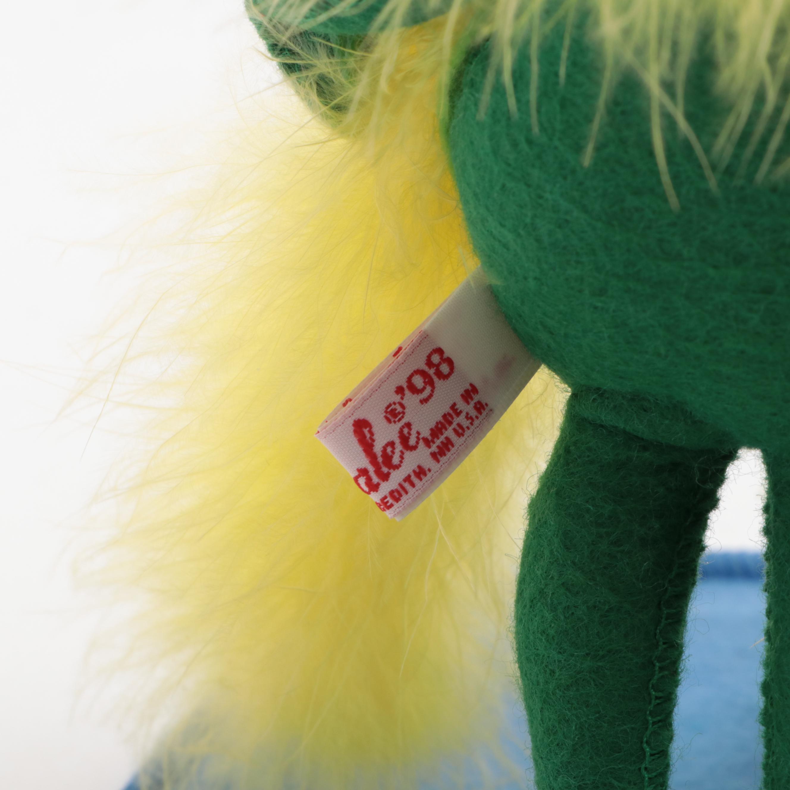 Annalee Dolls "Fabulous Floozy Frogs" Figure, 1998