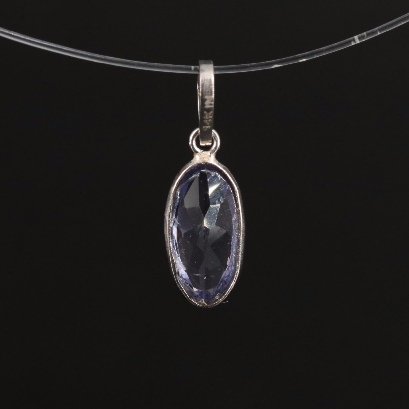 14K Oval Tanzanite Pendant