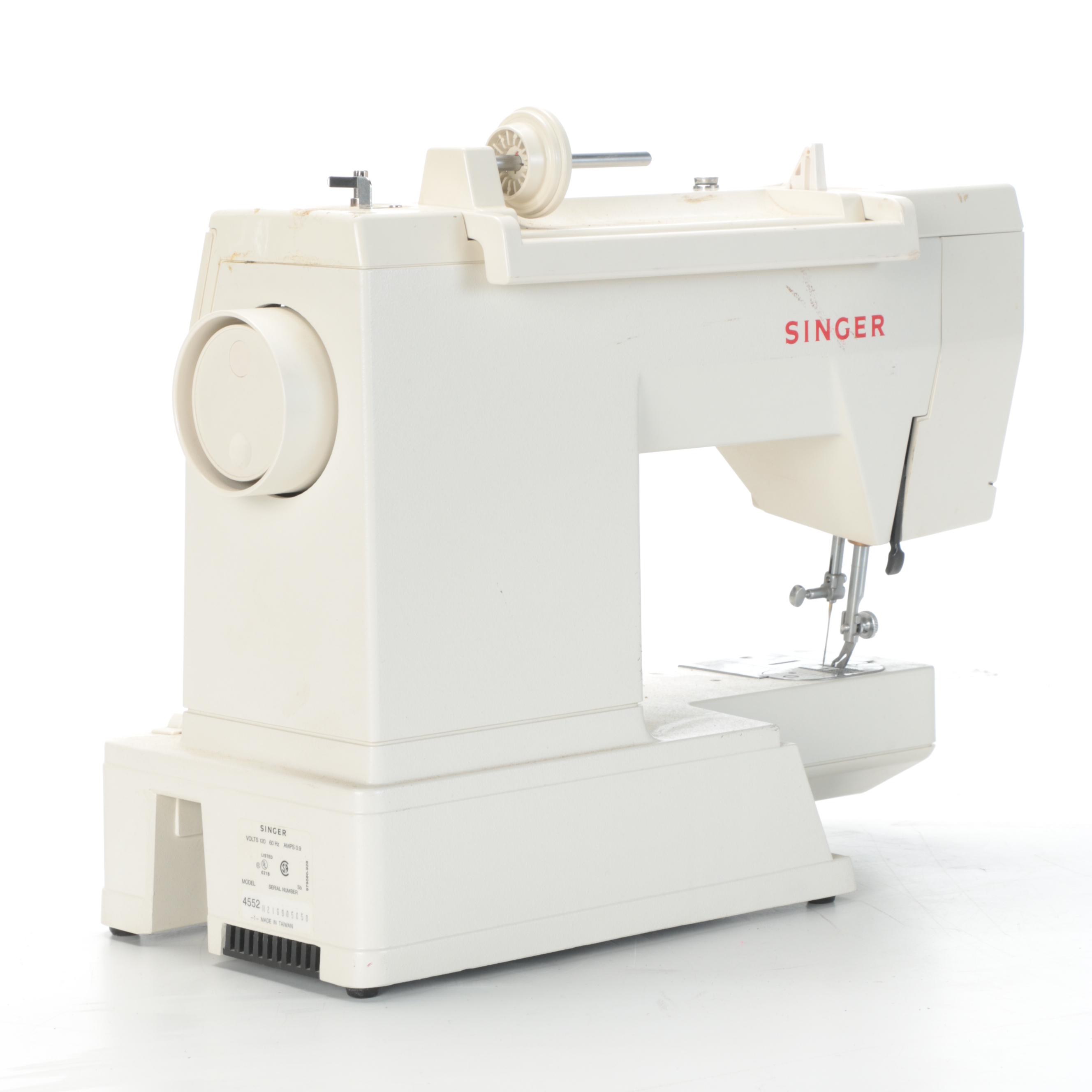 Singer Merritt Model 4552 Sewing Machine