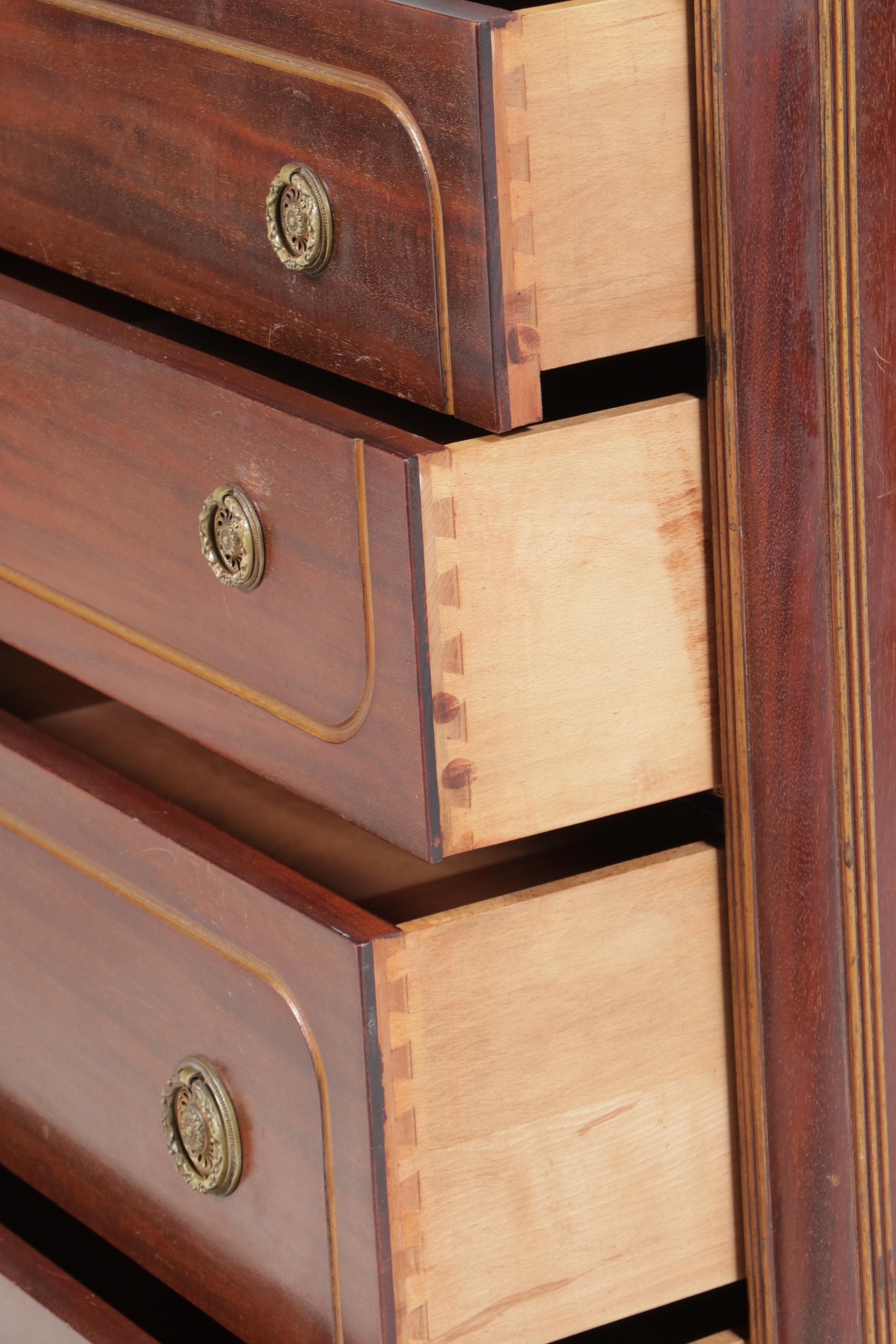 Neoclassical Style Mahogany Bedroom Suite, 1920s