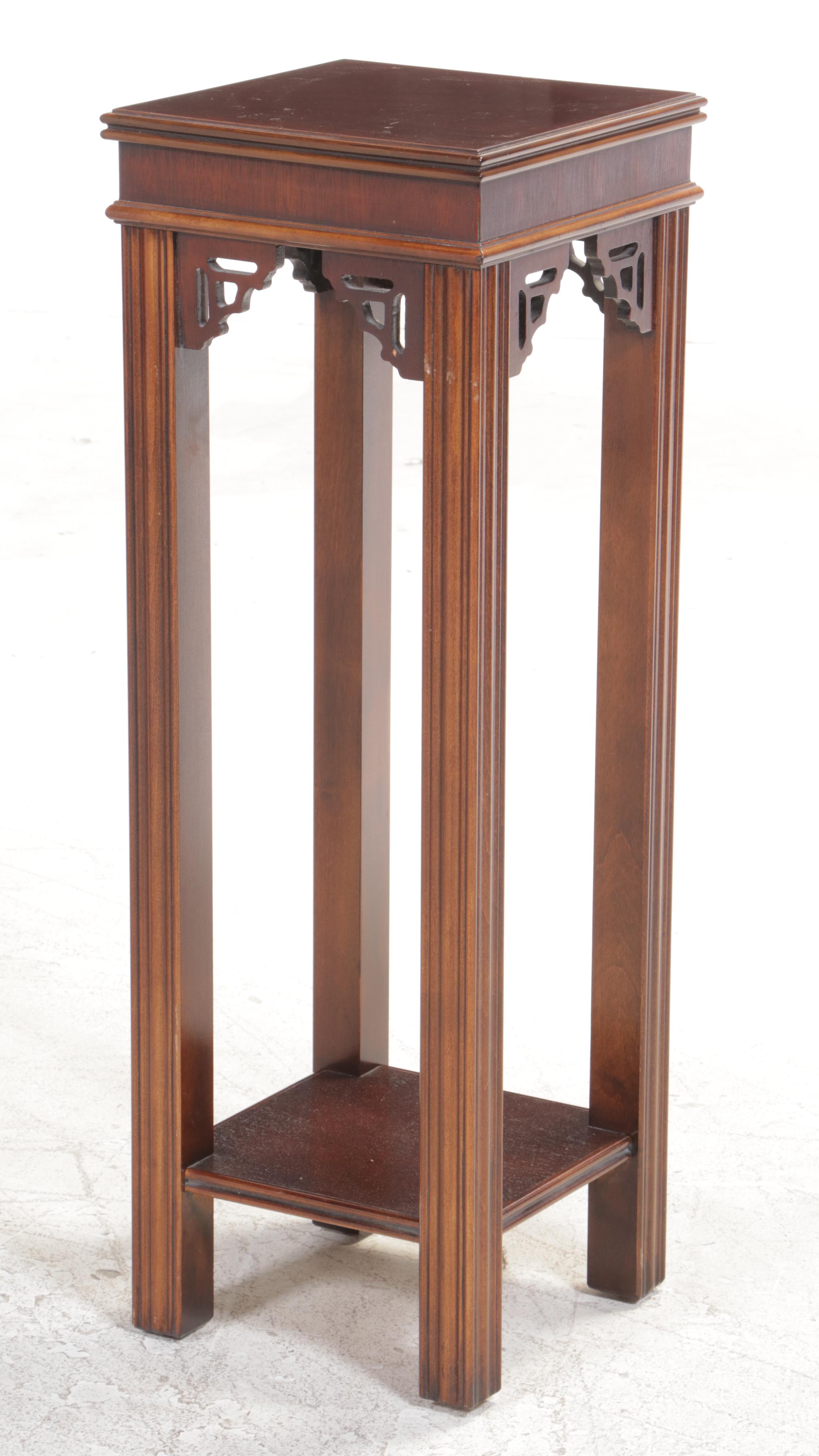 Lane Furniture Chippendale Style Plant Stand with Cherry-Stained Pedestal Stand