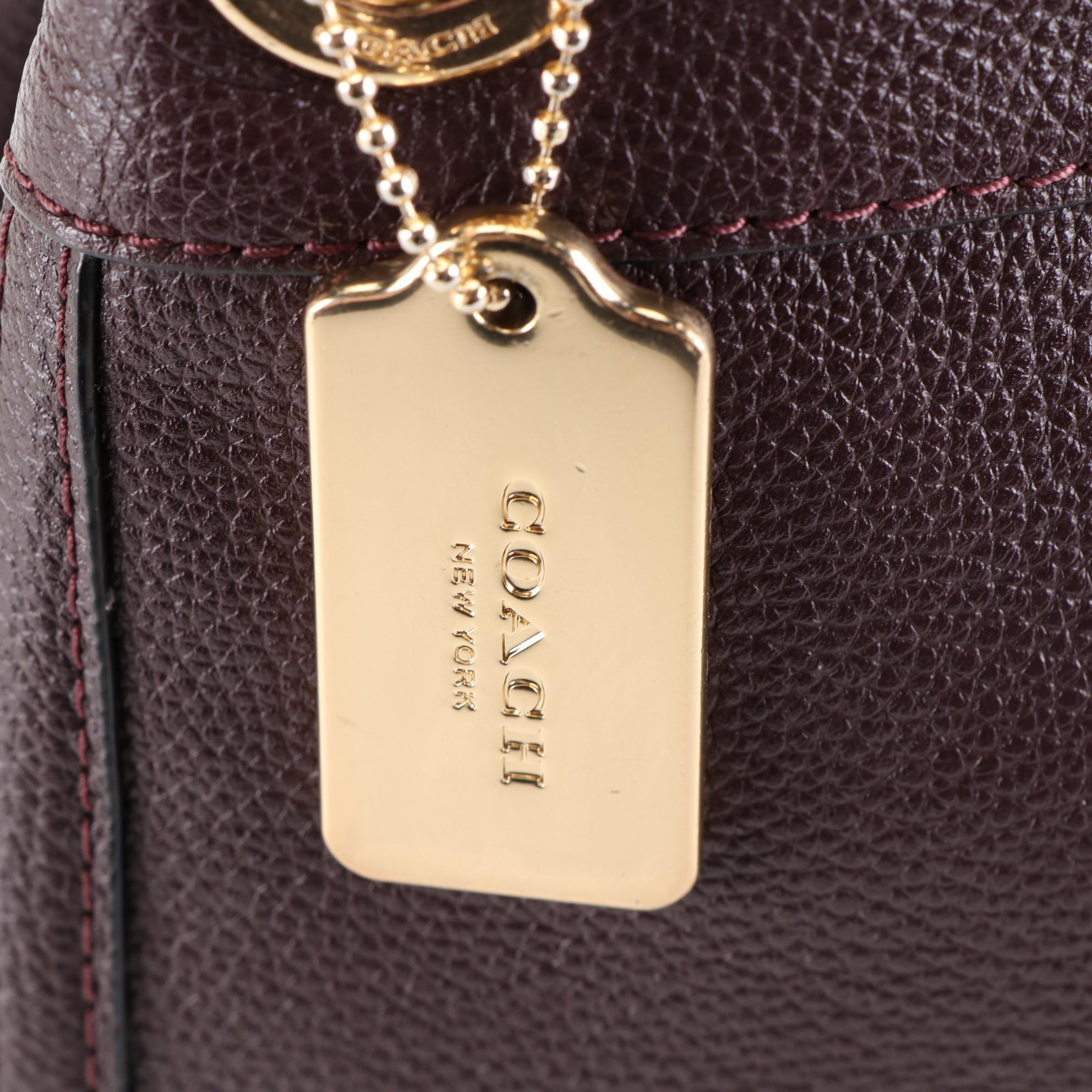 Coach Grained Leather Shoulder Bag