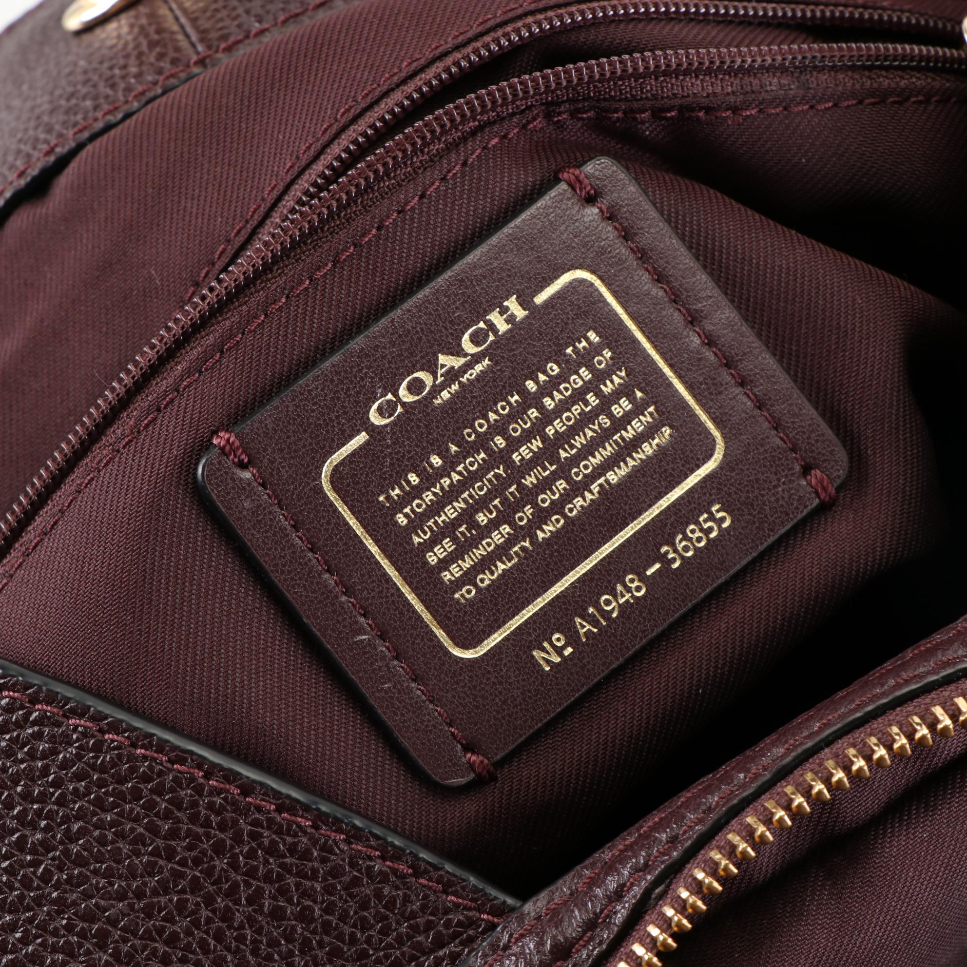 Coach Grained Leather Shoulder Bag