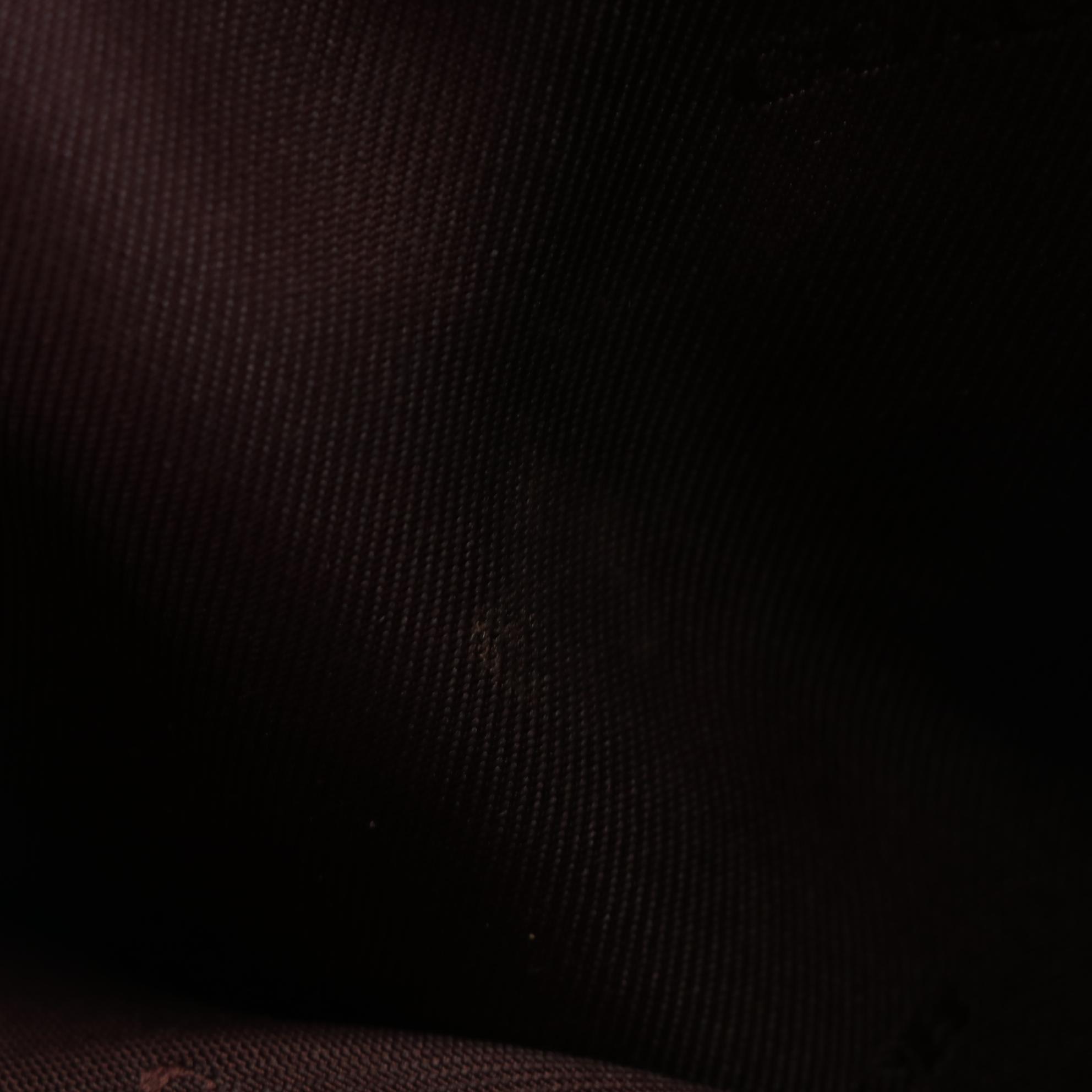 Coach Grained Leather Shoulder Bag