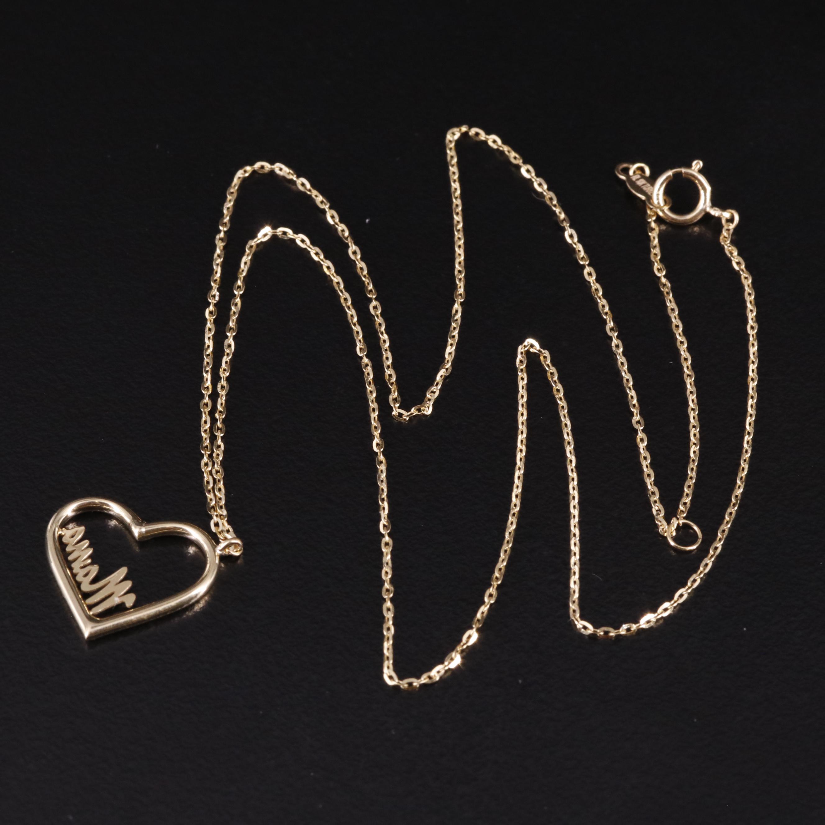 10K "Mama" and Heart Necklace