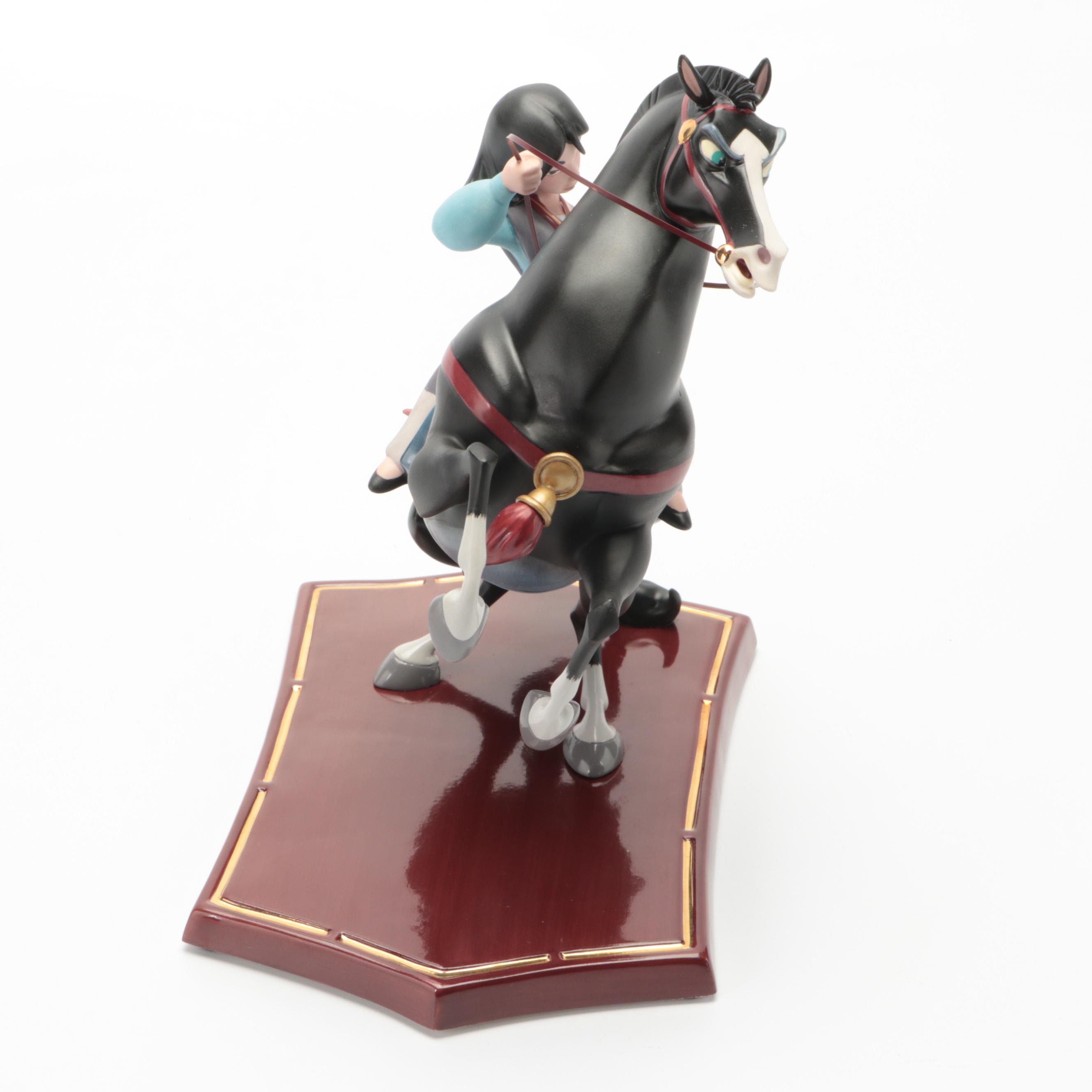 Walt Disney Classics "Triumphant" of Mulan and Khan Figure