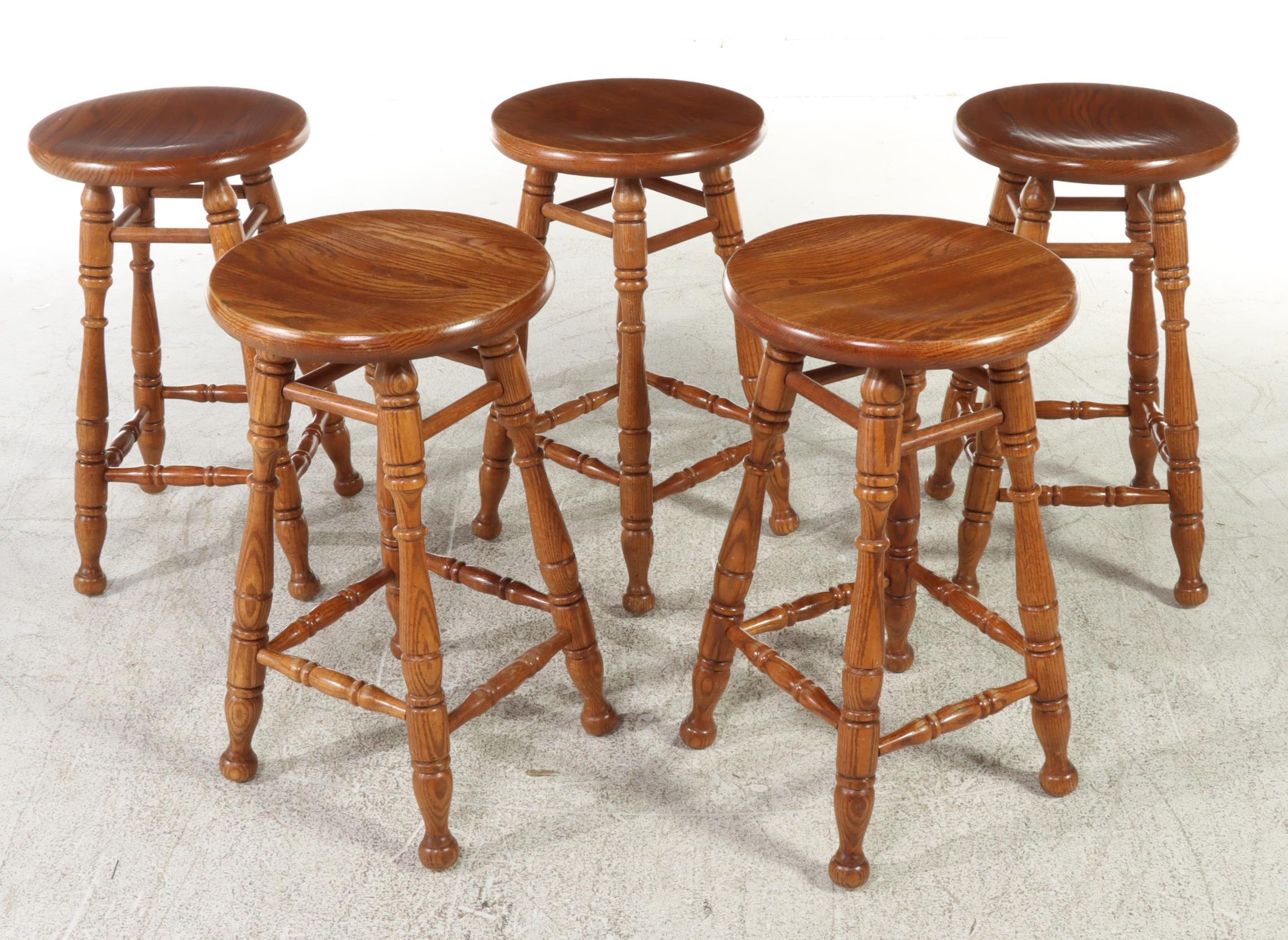 Five Tell City Chair Co. Colonial Style Oak Counter Stools, Late 20th Century