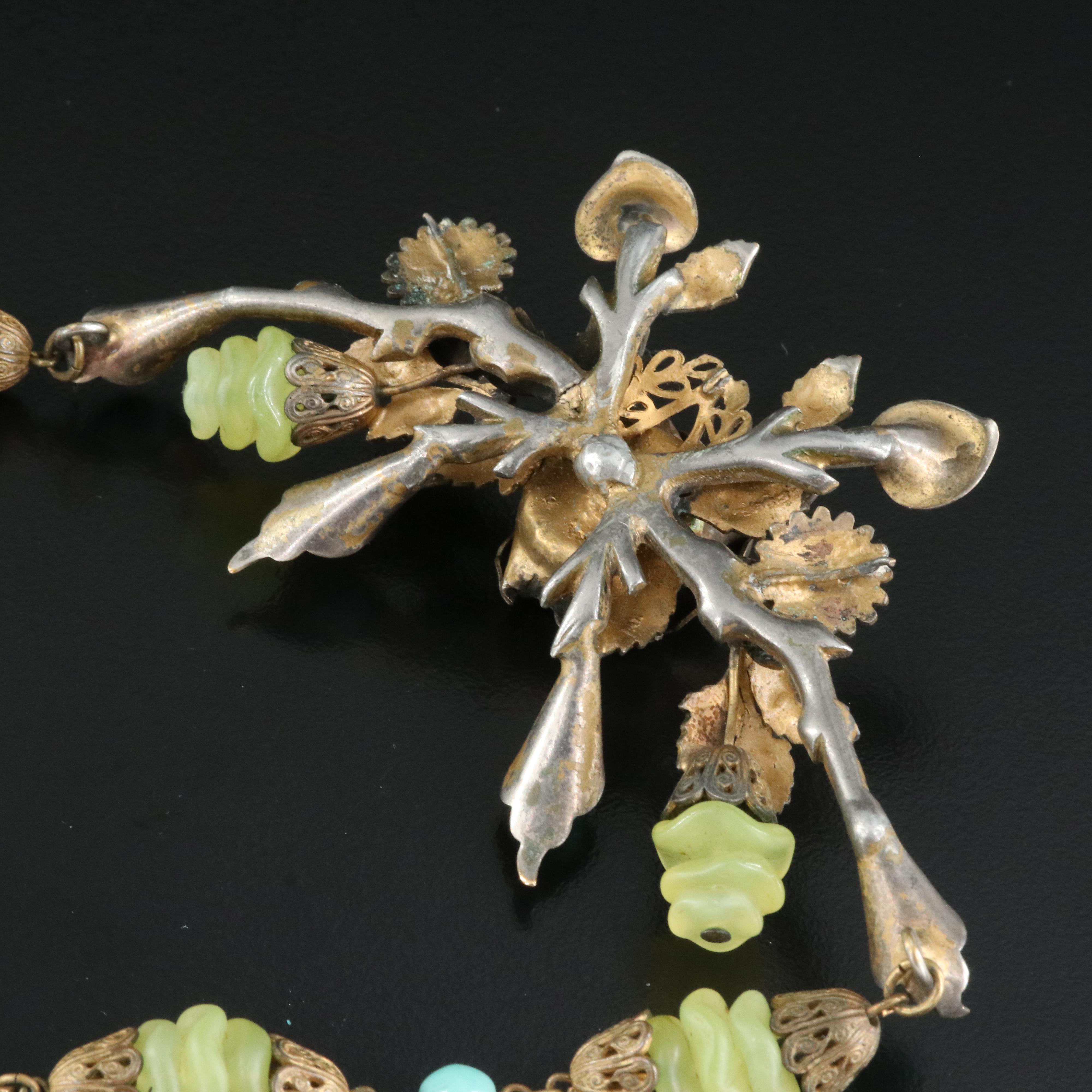 1930s Scalloped Uranium Glass and Faux Turquoise Foliate Necklace