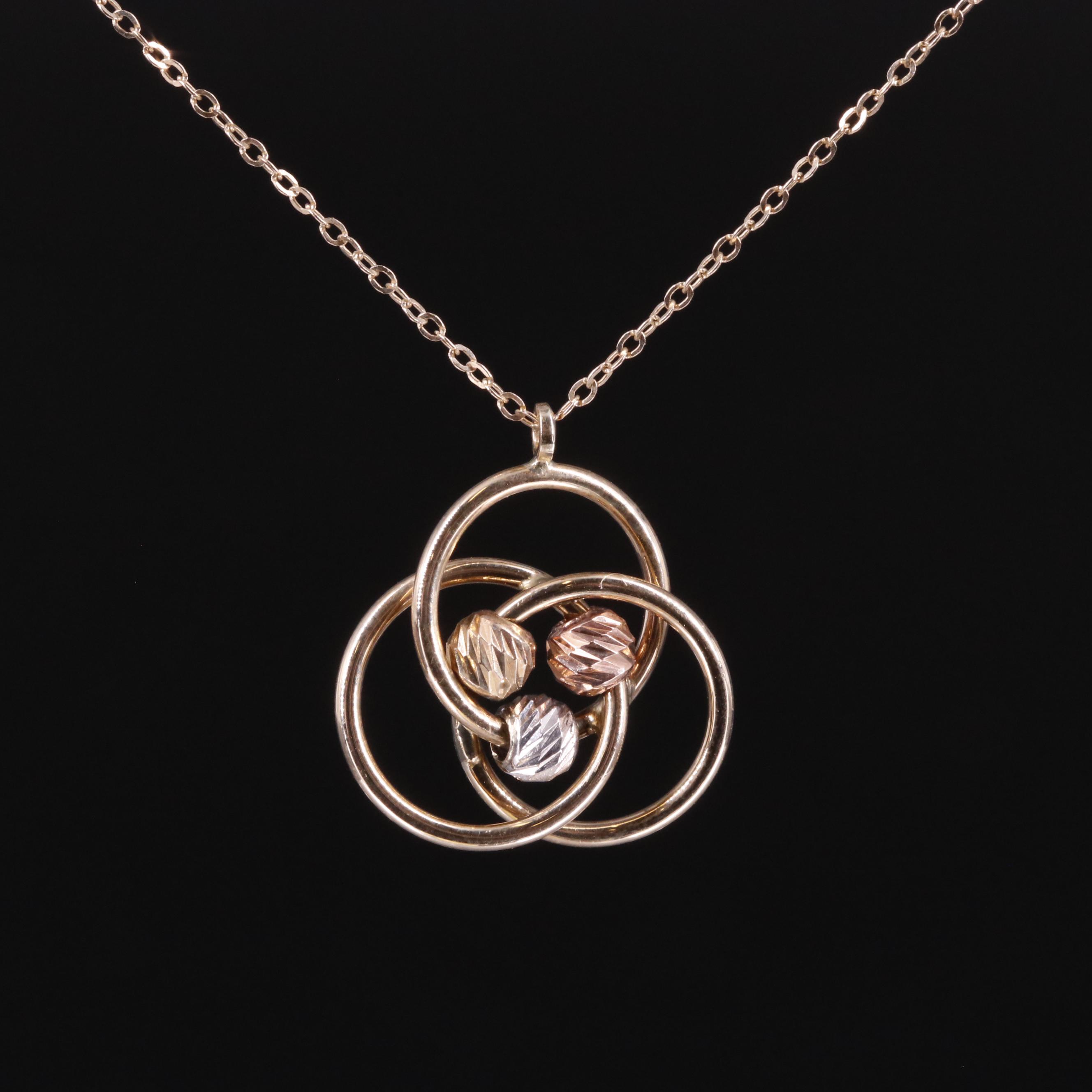 10K Cable Chain Intertwining Circles Pendant Necklace