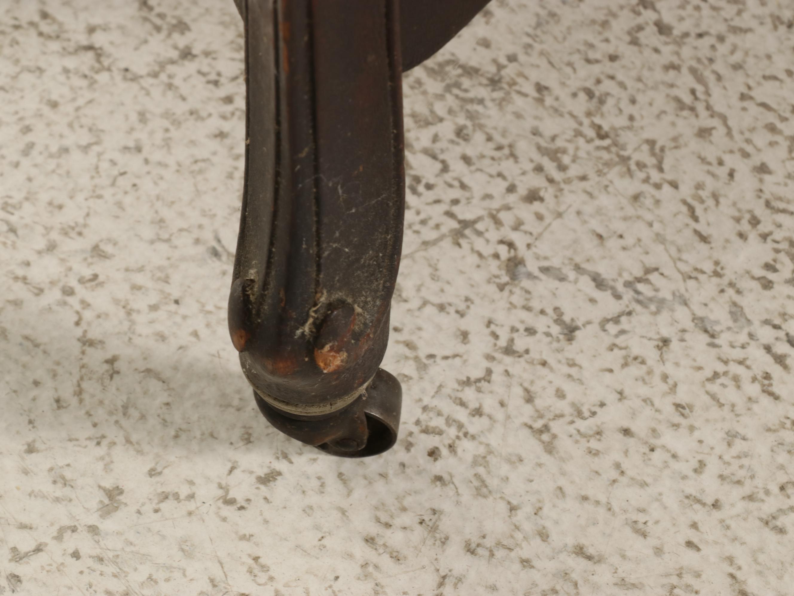 Victrola VV-XI Cabinet Stand Phonograph, Early 20th Century