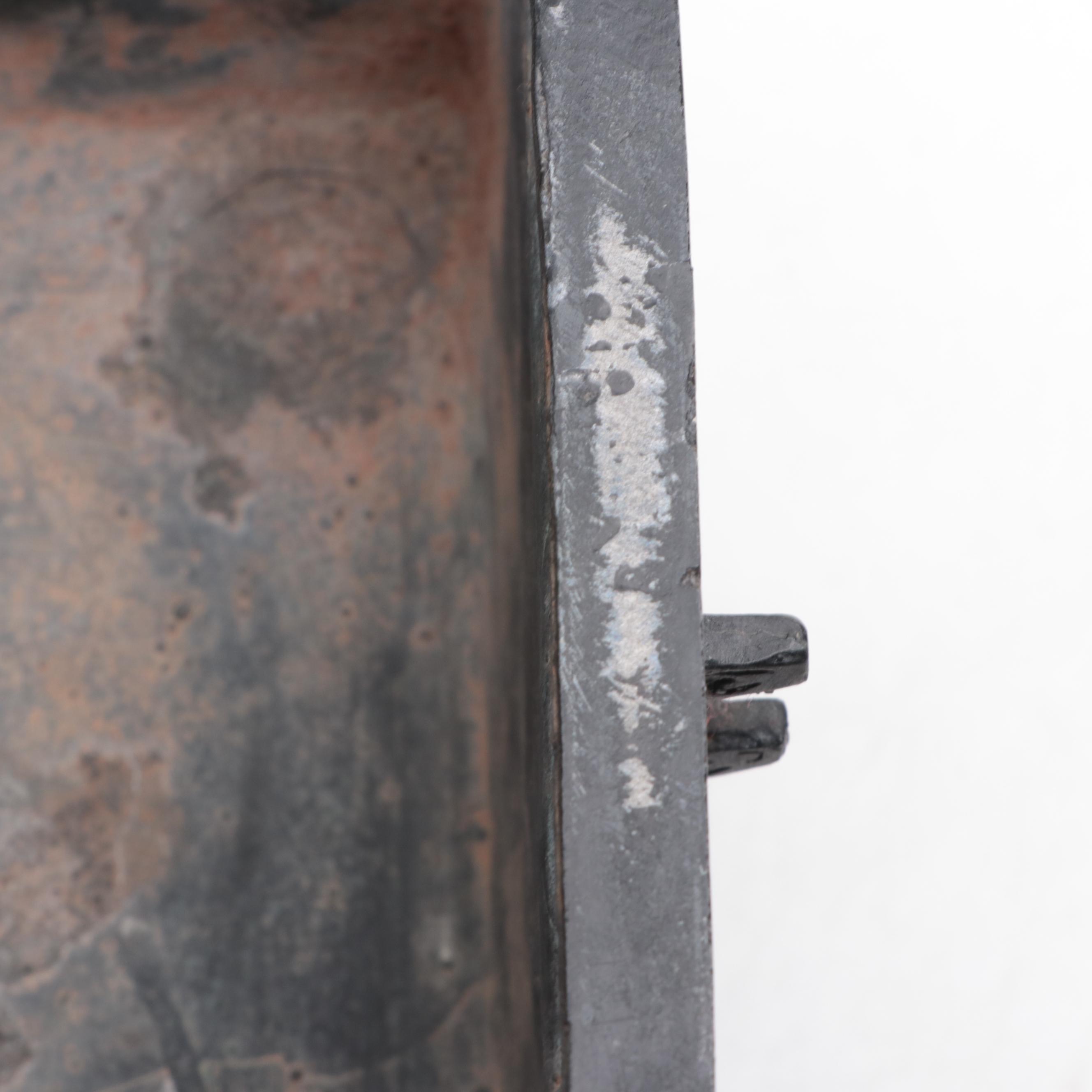 Chinese Shang Style Taotie Bronzed Cast Metal Fangding Ritual Vessel