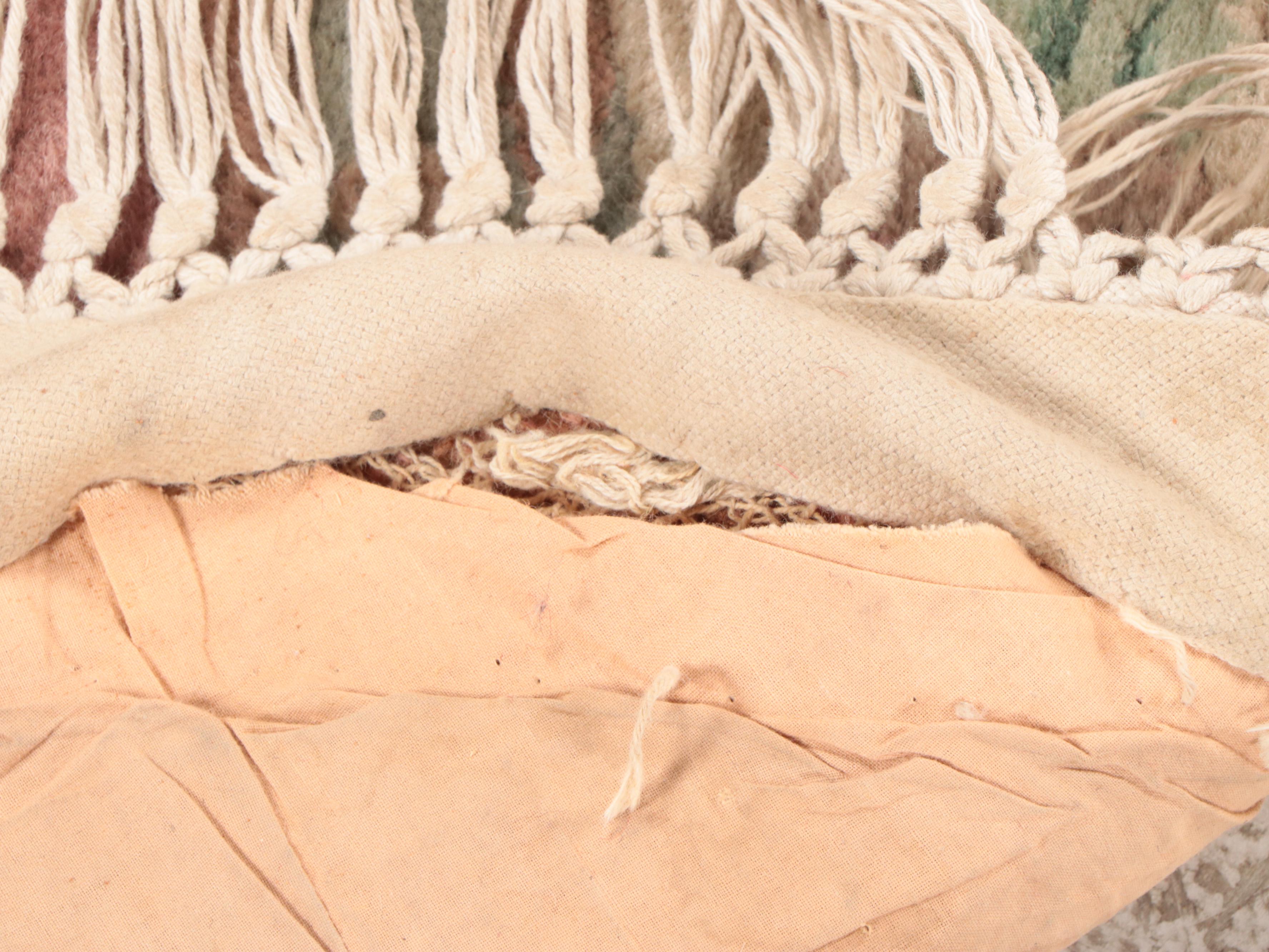 4'7 Round Hand-Tufted Chinese Peking Accent Rug