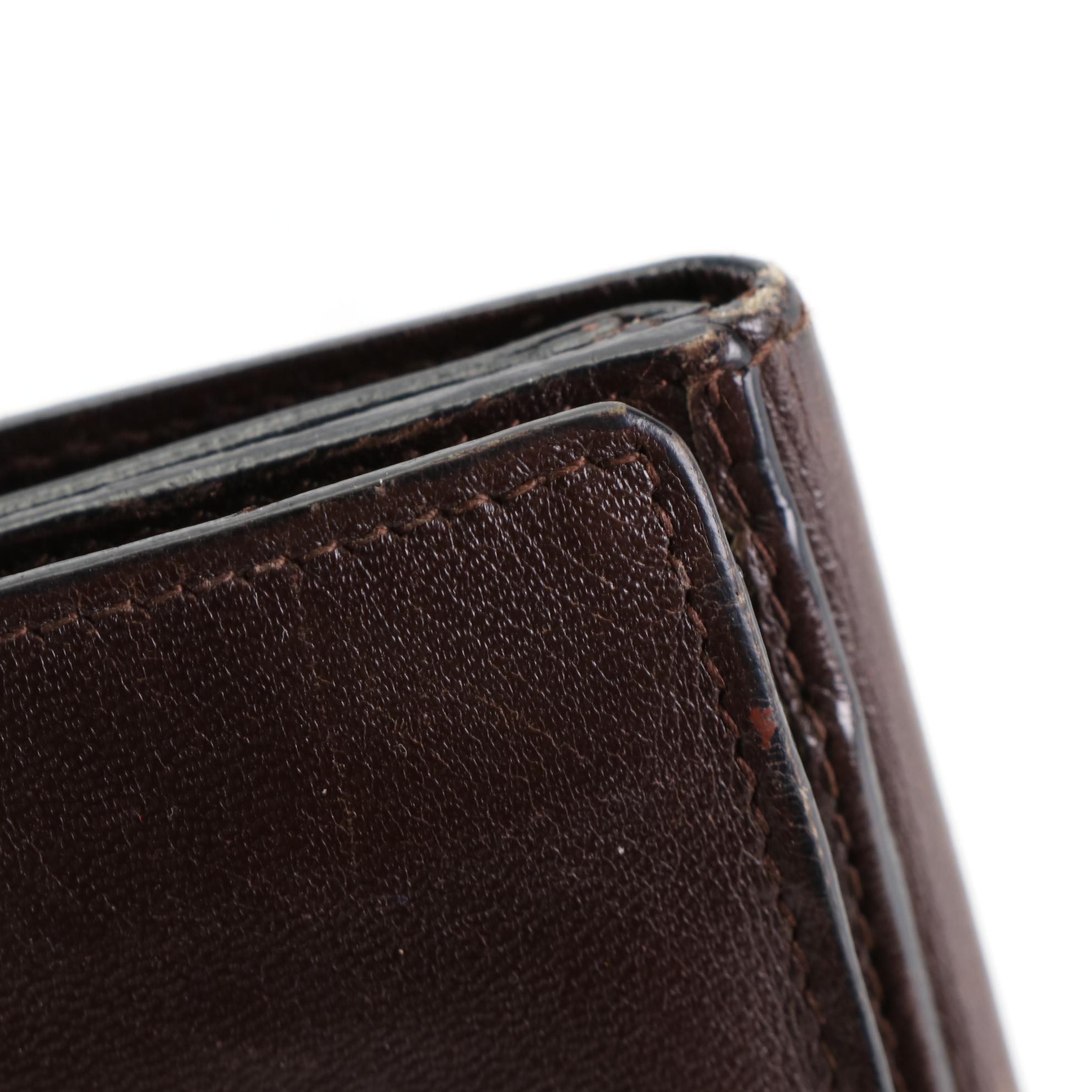 Gucci G Clasp Bifold Wallet in Tartufo Leather