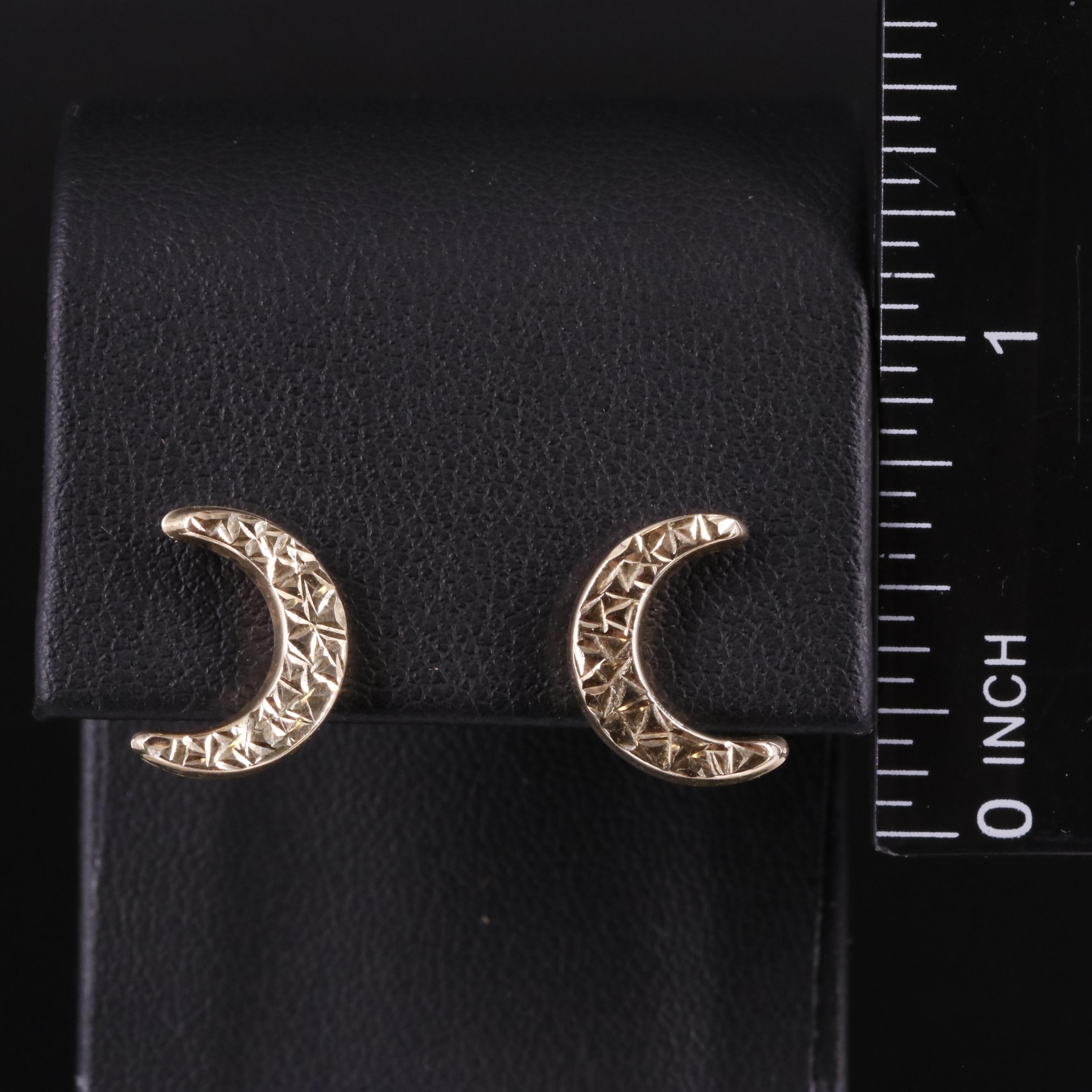 10K Crescent Moon Stud Earrings